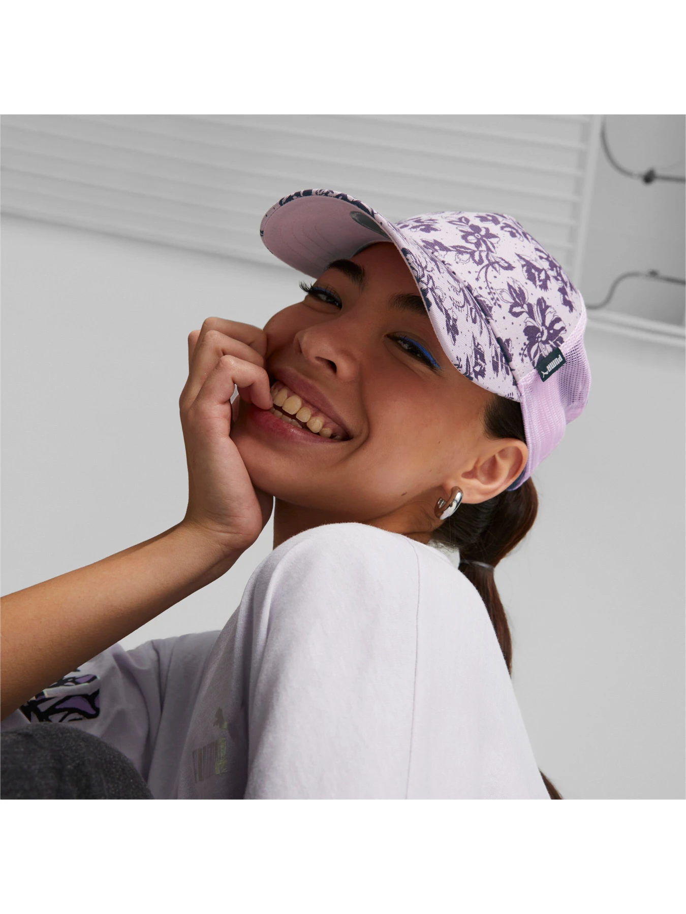 Шапки та кепки PUMA Academy Trucker Cap модель 024362 Шапки та кепки PUMA Academy Trucker Cap модель 024362 Фото