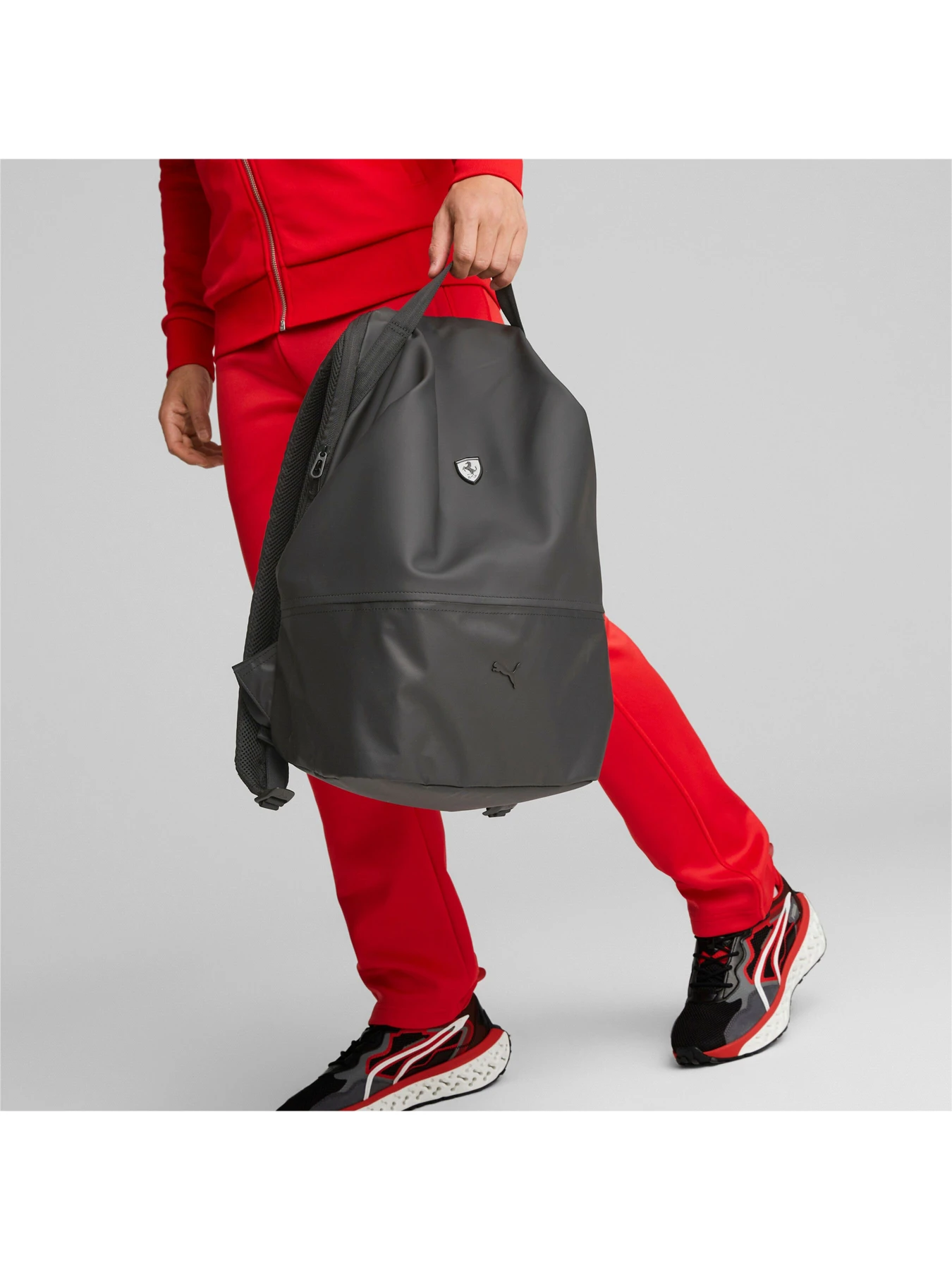Рюкзаки PUMA Ferrari SPTWR Style Backpack модель 079569 Фото