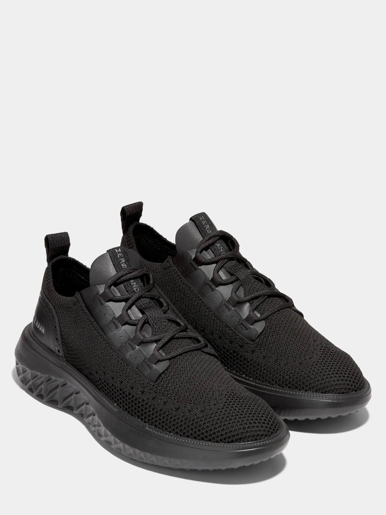Кроссовки Cole Haan модель C36617 Фото