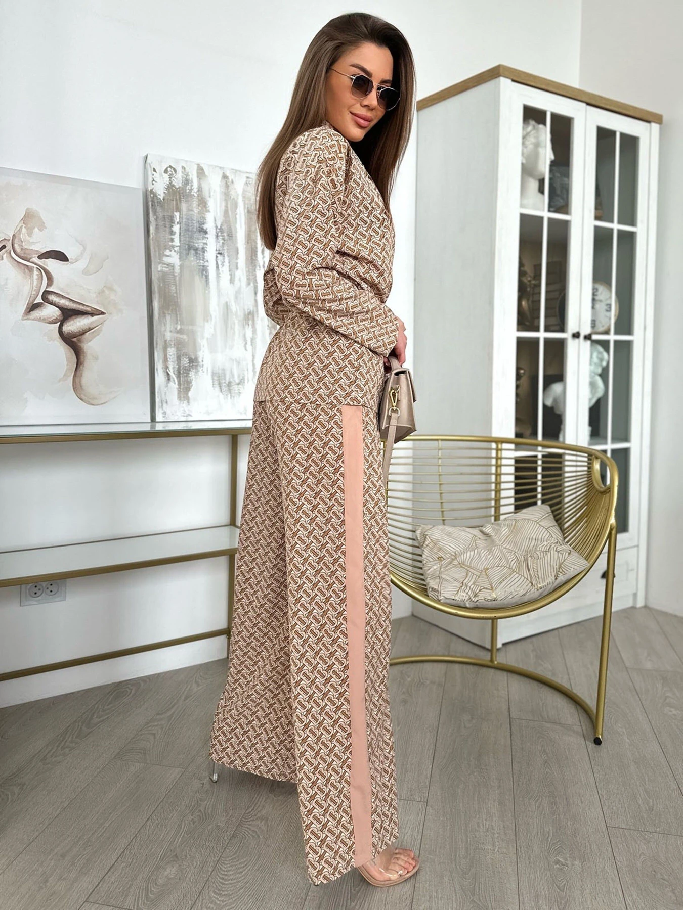Костюмы ISSA Plus модель 13852_beige Костюмы ISSA Plus модель 13852_beige Фото