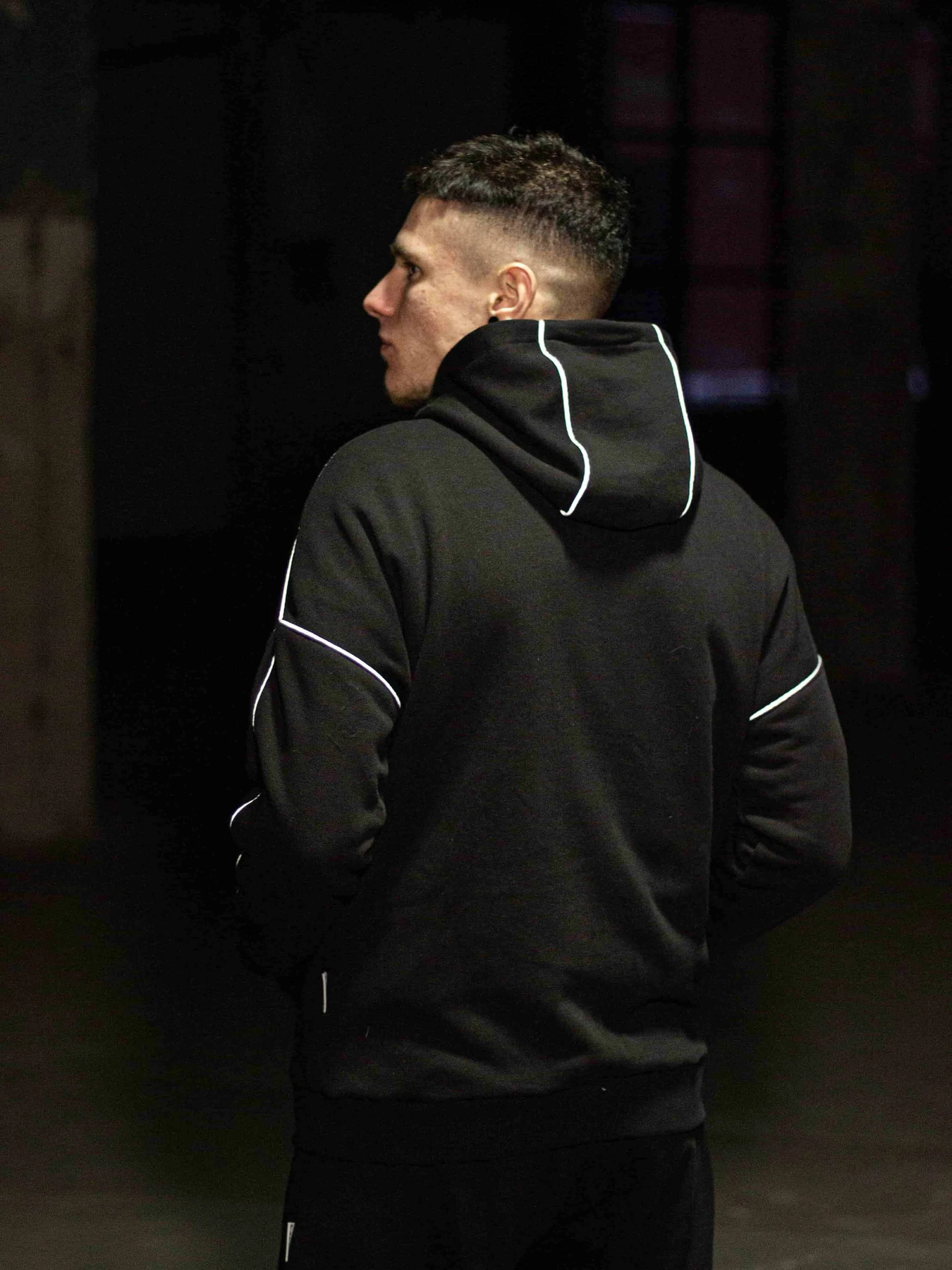 Худи и свитшоты Custom Wear модель cw-hood-3021 Худи и свитшоты Custom Wear модель cw-hood-3021 Фото