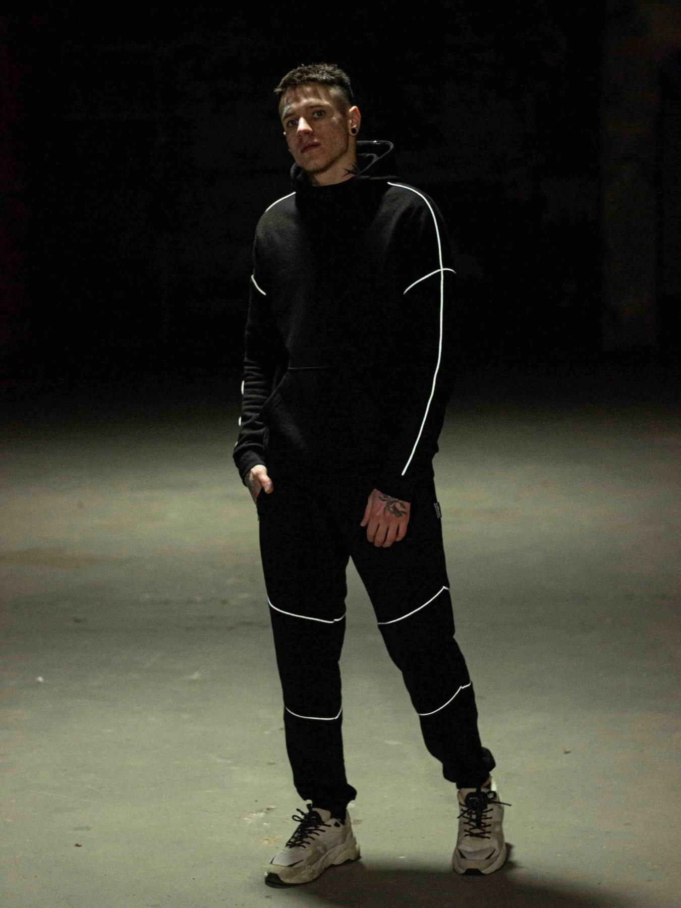 Худи и свитшоты Custom Wear модель cw-hood-3021 Худи и свитшоты Custom Wear модель cw-hood-3021 Фото
