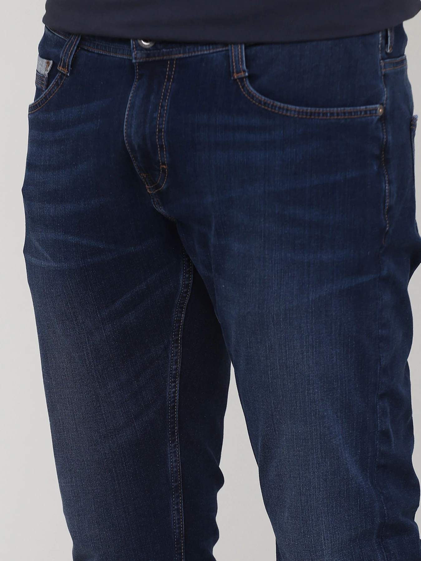 Джинсы Mustang Jeans модель 4009338 Джинсы Mustang Jeans модель 4009338 Фото