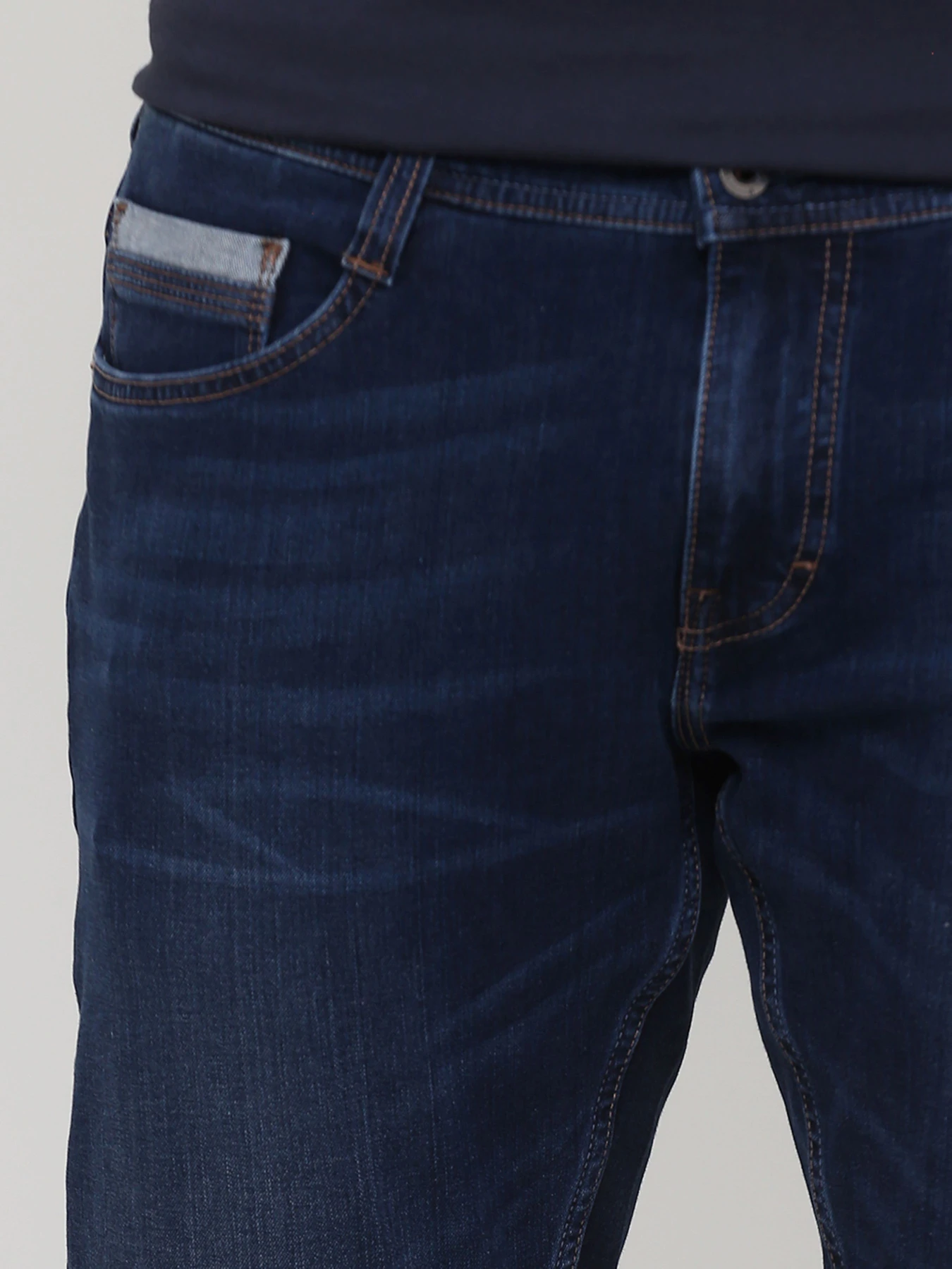 Джинсы Mustang Jeans модель 4009338 Джинсы Mustang Jeans модель 4009338 Фото