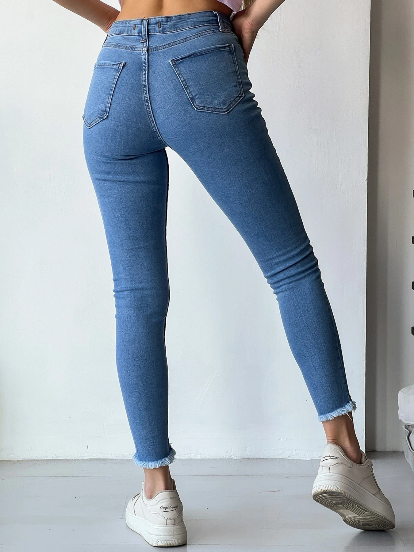 Джинсы ISSA Plus модель WN20-408_blue Джинсы ISSA Plus модель WN20-408_blue Фото