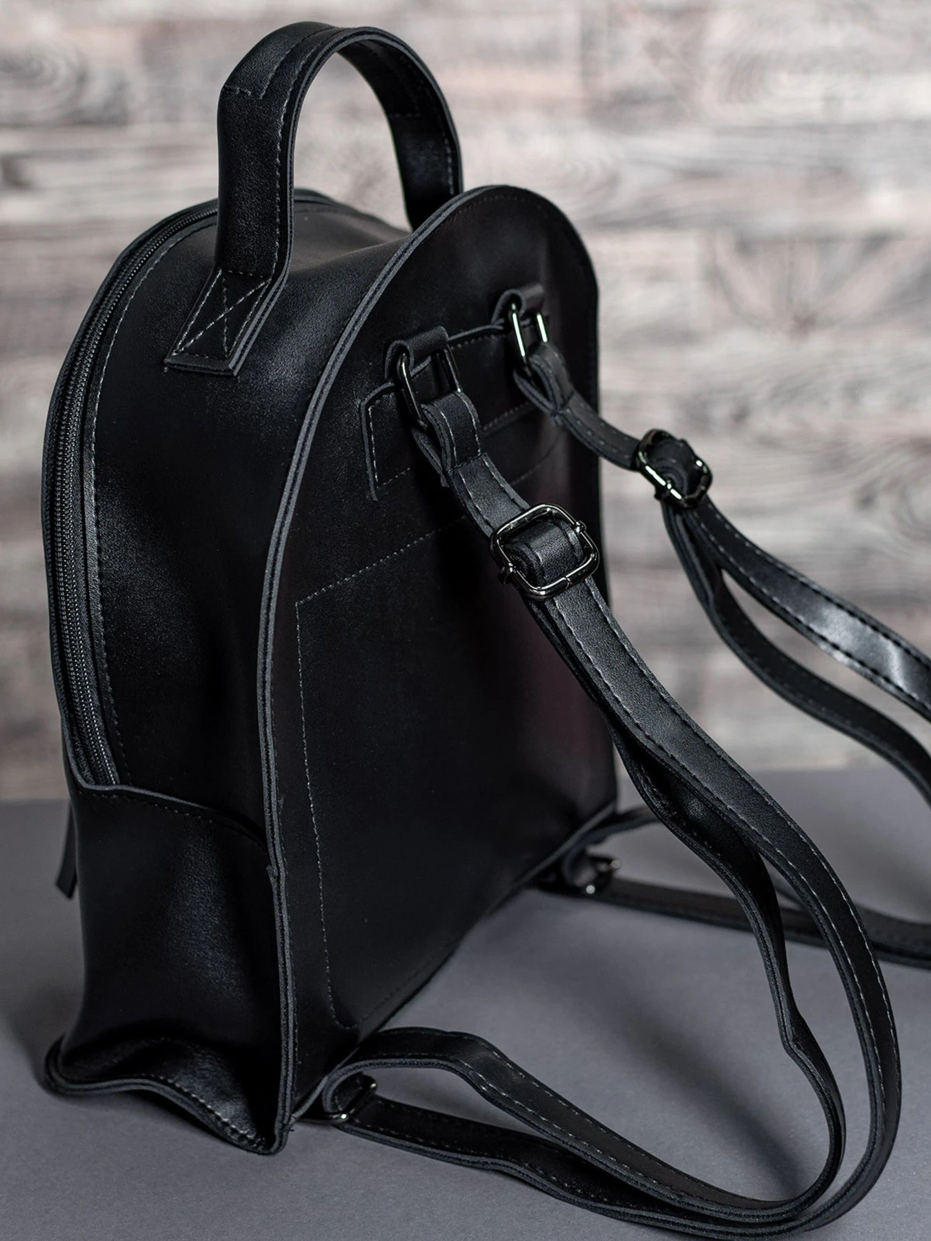 Рюкзаки ISSA Plus модель SU3-181_black Рюкзаки ISSA Plus модель SU3-181_black Фото