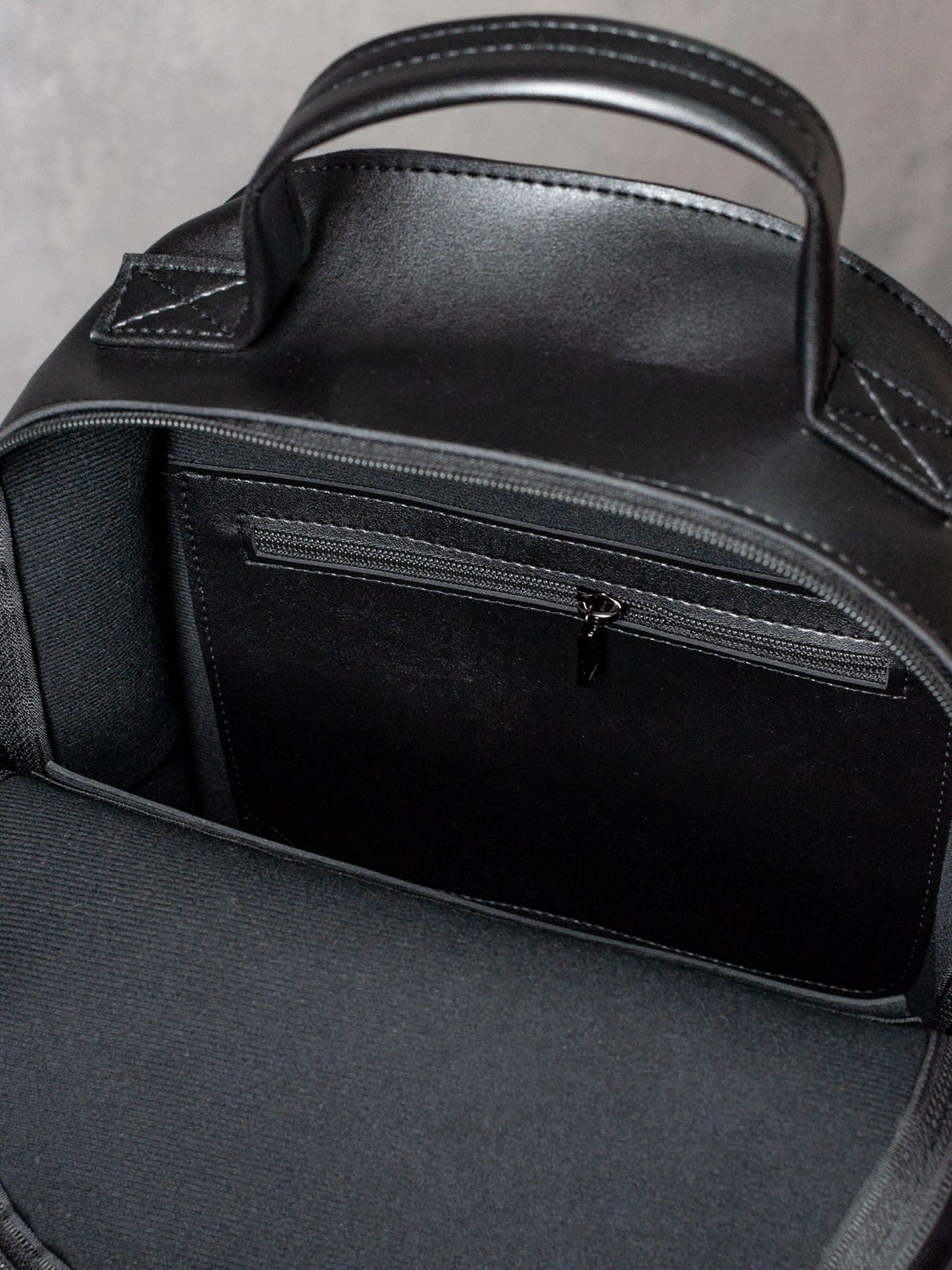Рюкзаки ISSA Plus модель SU3-181_black Рюкзаки ISSA Plus модель SU3-181_black Фото