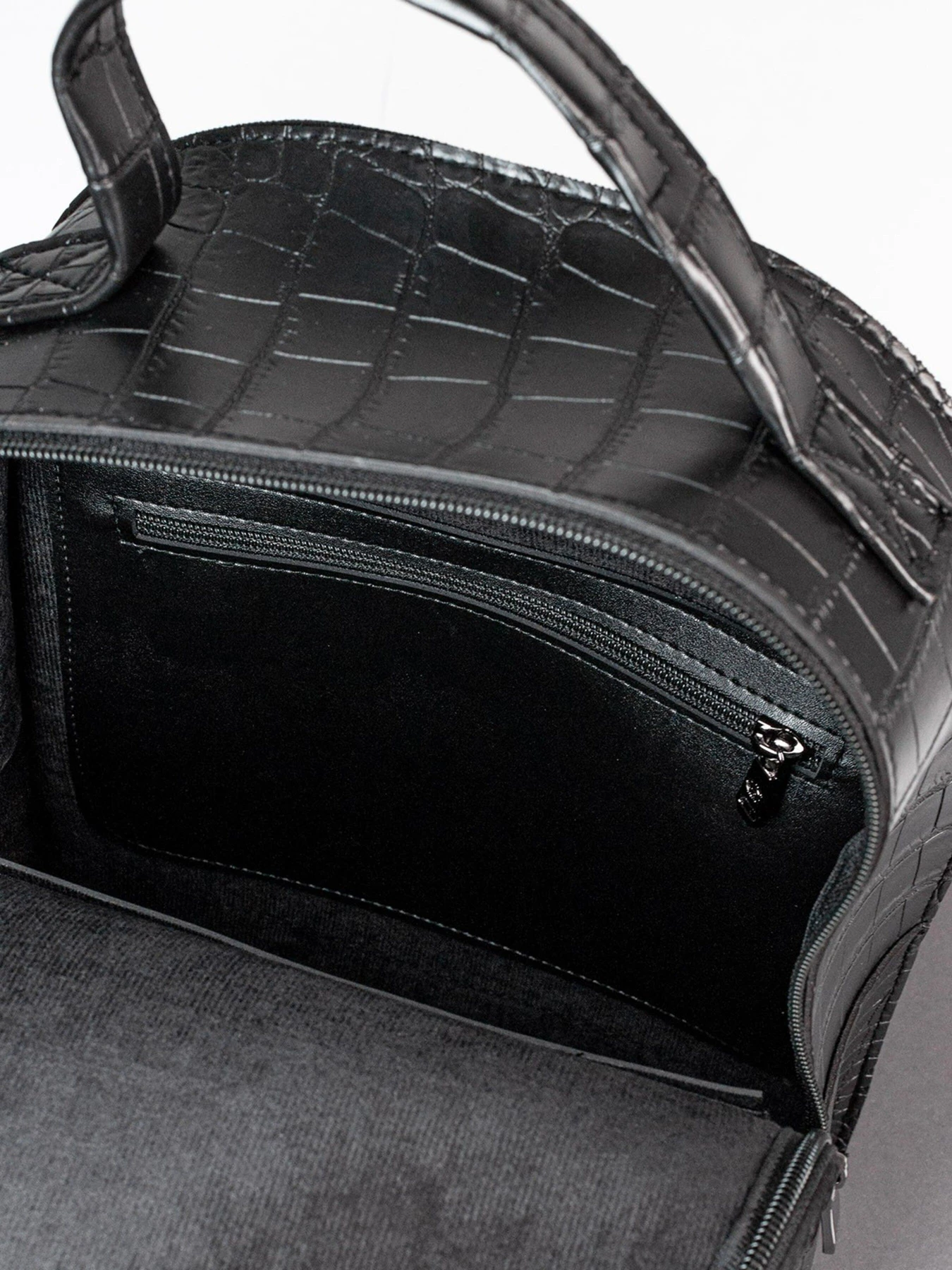 Рюкзаки ISSA Plus модель SU3-182_black Рюкзаки ISSA Plus модель SU3-182_black Фото