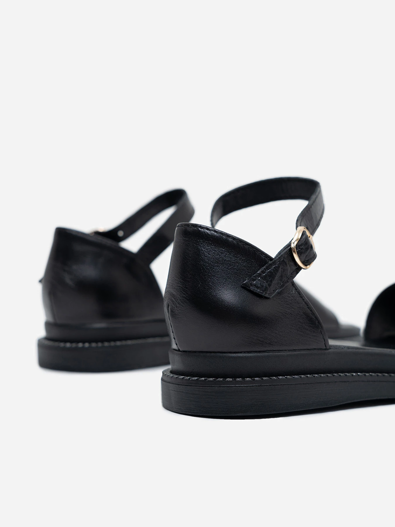 Сандалії ISSA Plus модель OB2-216_black Фото
