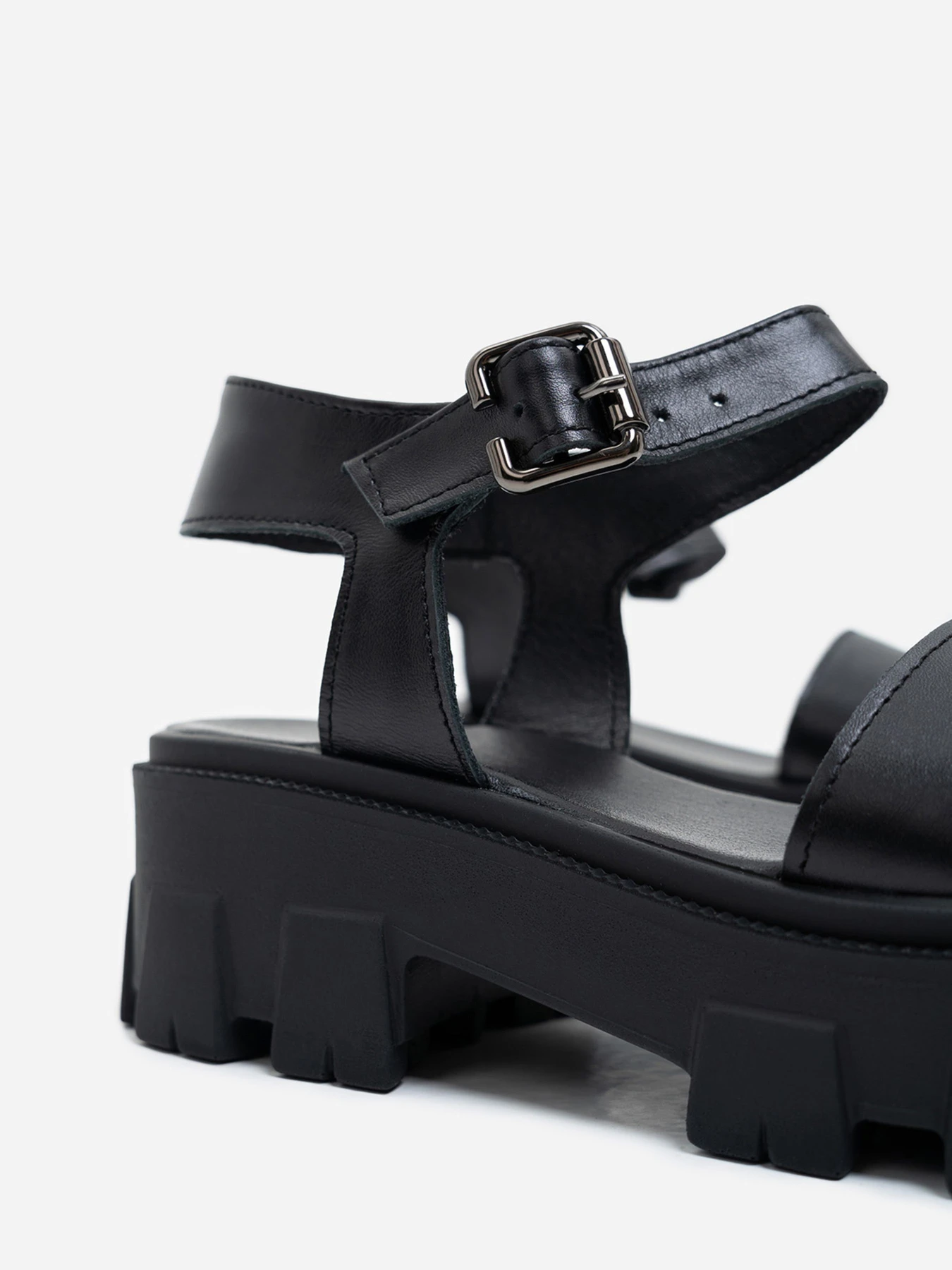 Сандалии ISSA Plus модель OB2-218_black Фото