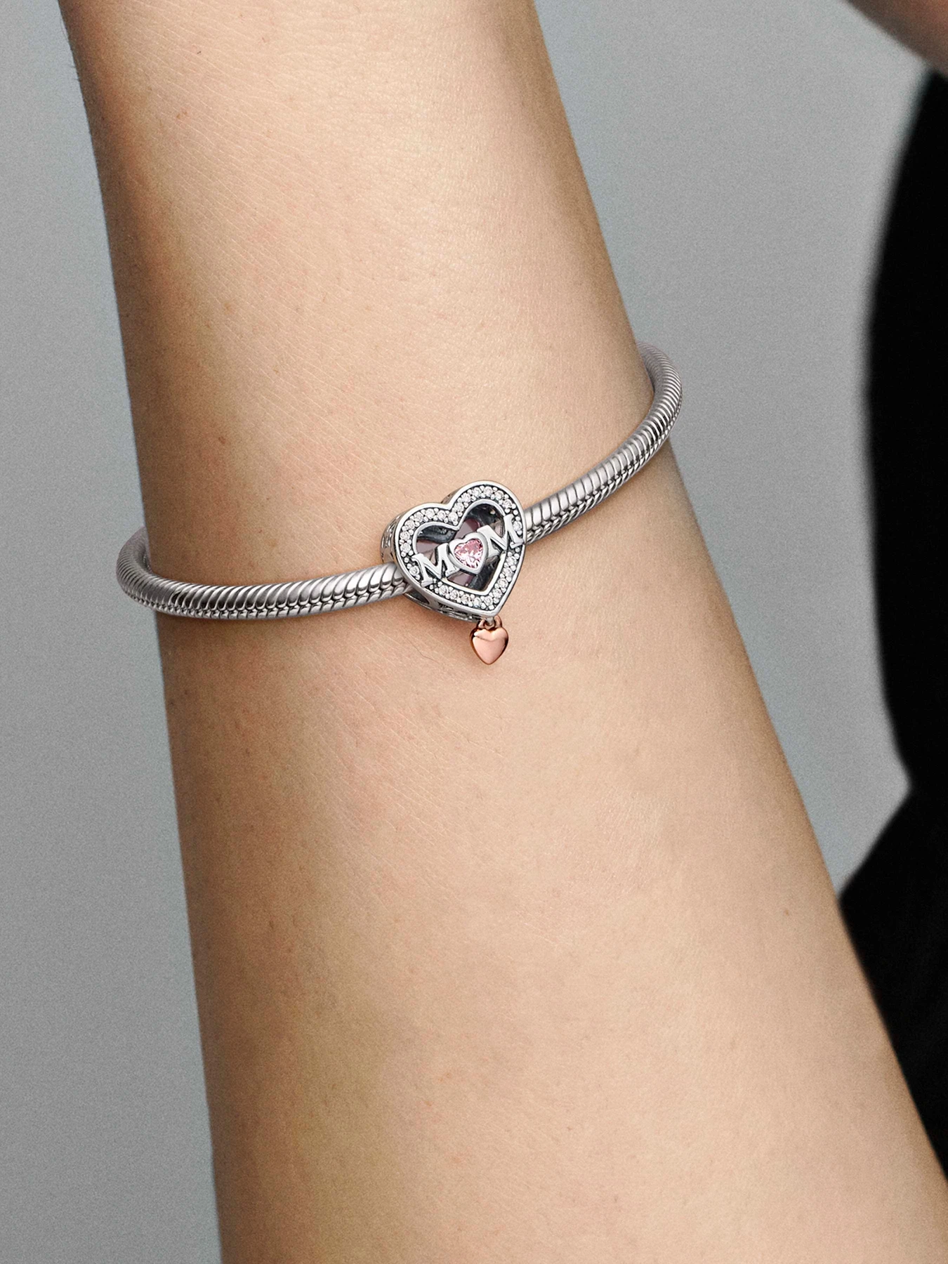 Классические PANDORA Moments модель 782653C01 Классические PANDORA Moments модель 782653C01 Фото