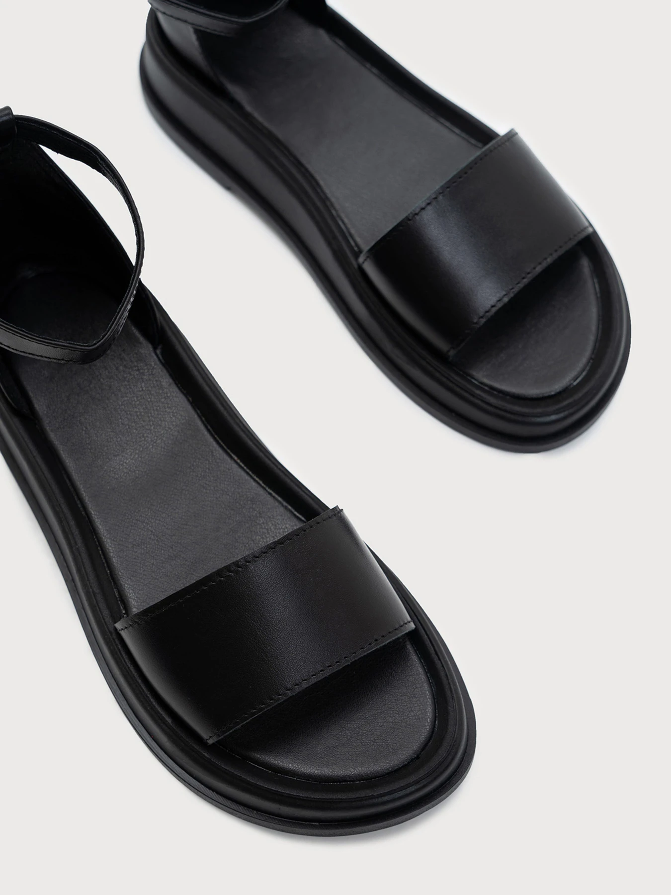 Сандалии ISSA Plus модель OB2-226_black Фото