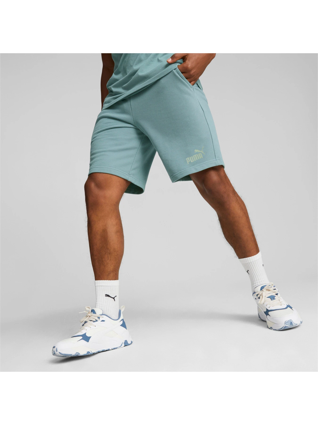 Шорты PUMA Ess Elevated Pique Shorts модель 673390 Фото