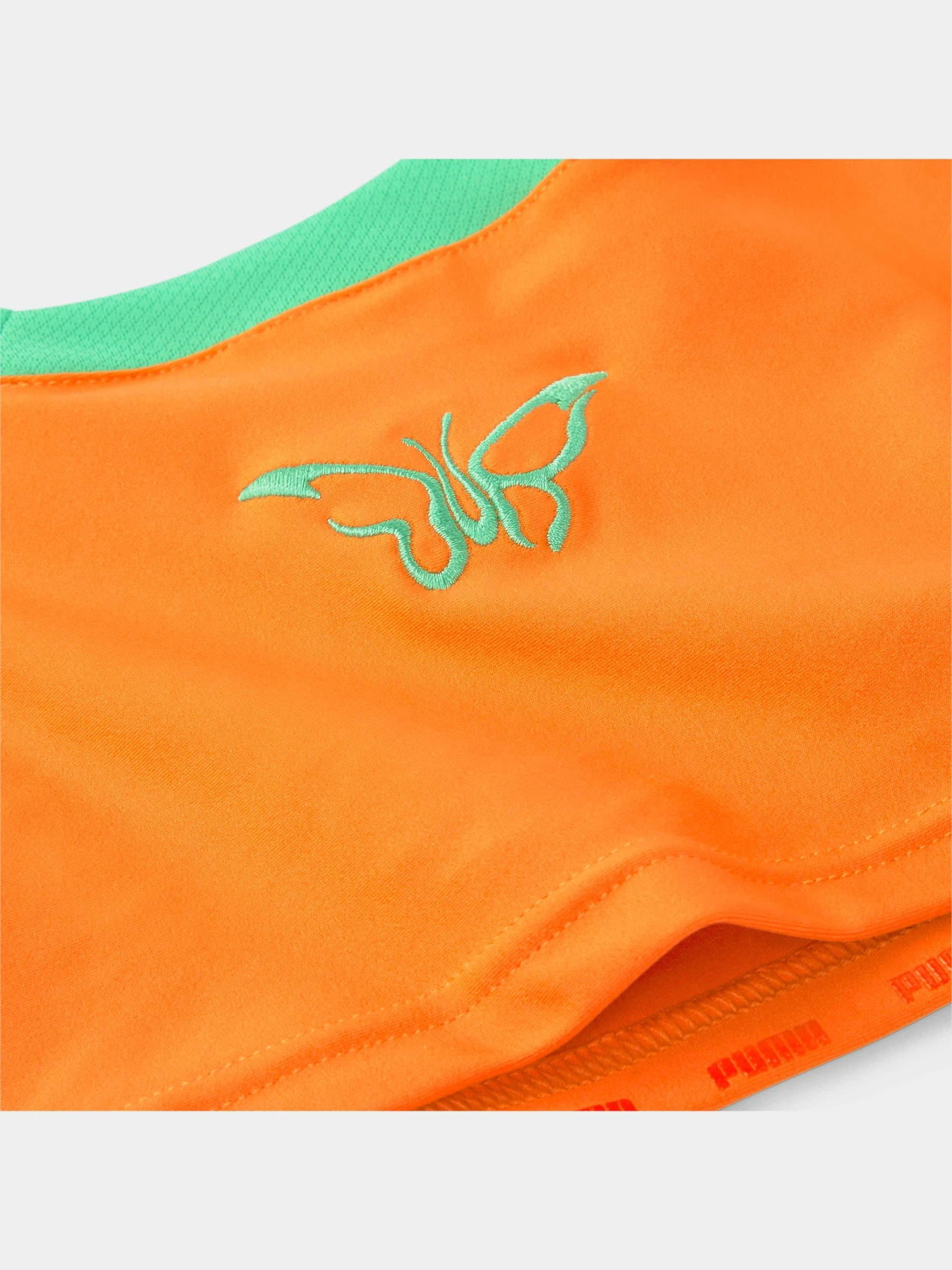 Футболки и поло PUMA x Dua Lipa Ls Crop Tee модель 536634 Фото