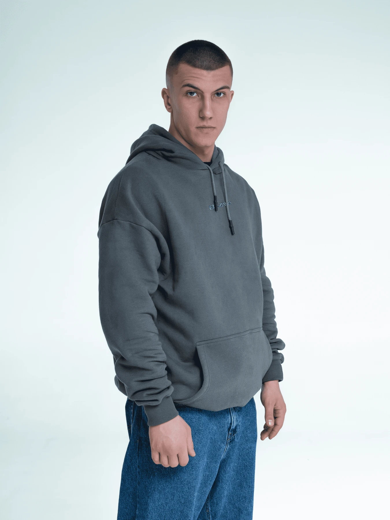 Худи и свитшоты Bezlad модель hoodiebasicgrafitlogo Фото