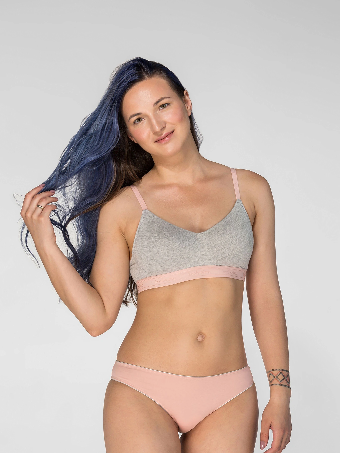 Нижнее белье Brabrabra модель SLZ23302003_gray_powder Нижнее белье Brabrabra модель SLZ23302003_gray_powder Фото
