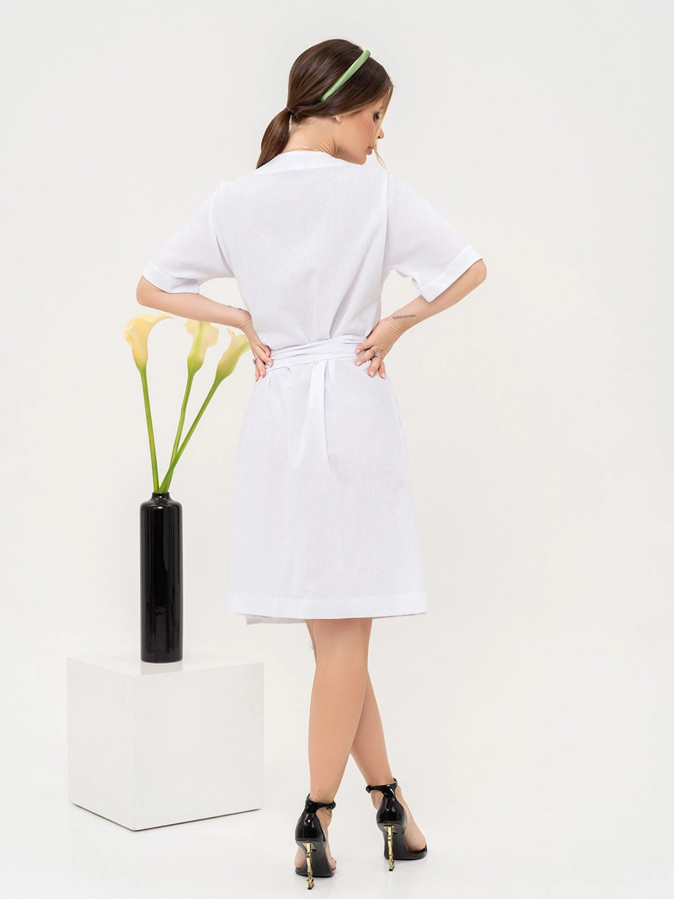 Сукні ISSA Plus модель 13901_white Сукні ISSA Plus модель 13901_white Фото