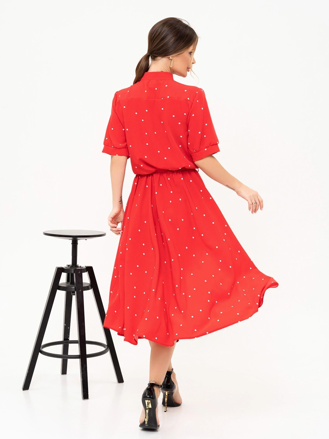 Сукні ISSA Plus модель 13911_red Сукні ISSA Plus модель 13911_red Фото