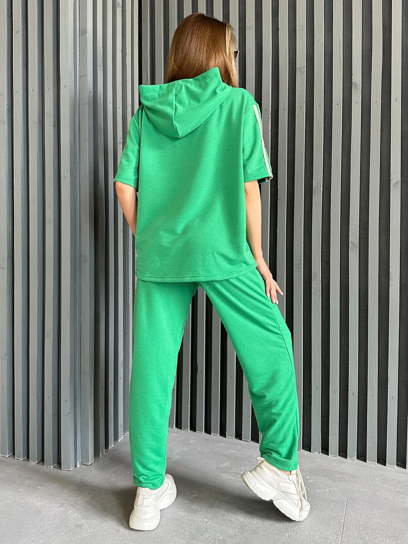 Костюми ISSA Plus модель 13950_green Костюми ISSA Plus модель 13950_green Фото