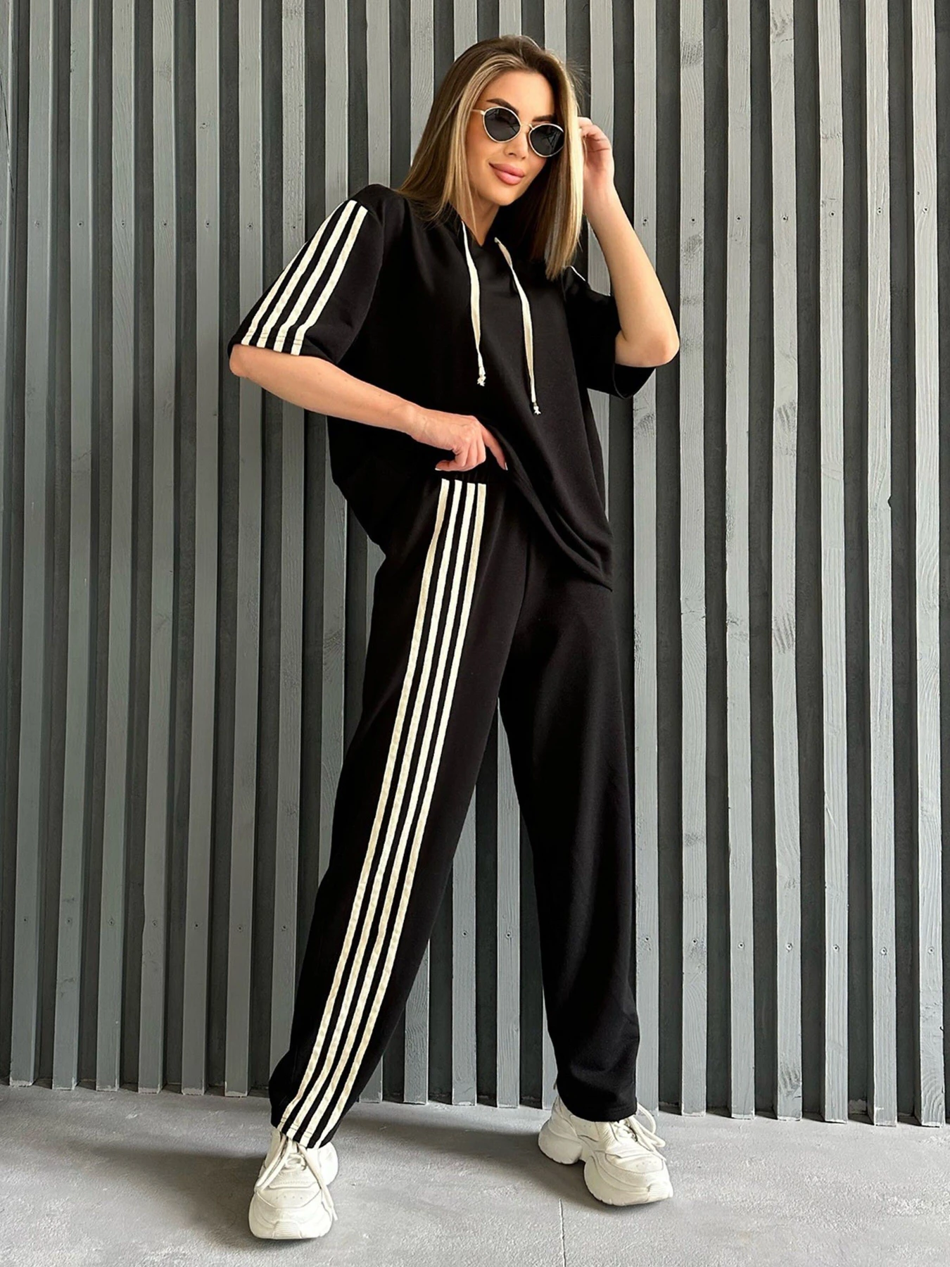 Костюми ISSA Plus модель 13950_black Костюми ISSA Plus модель 13950_black Фото