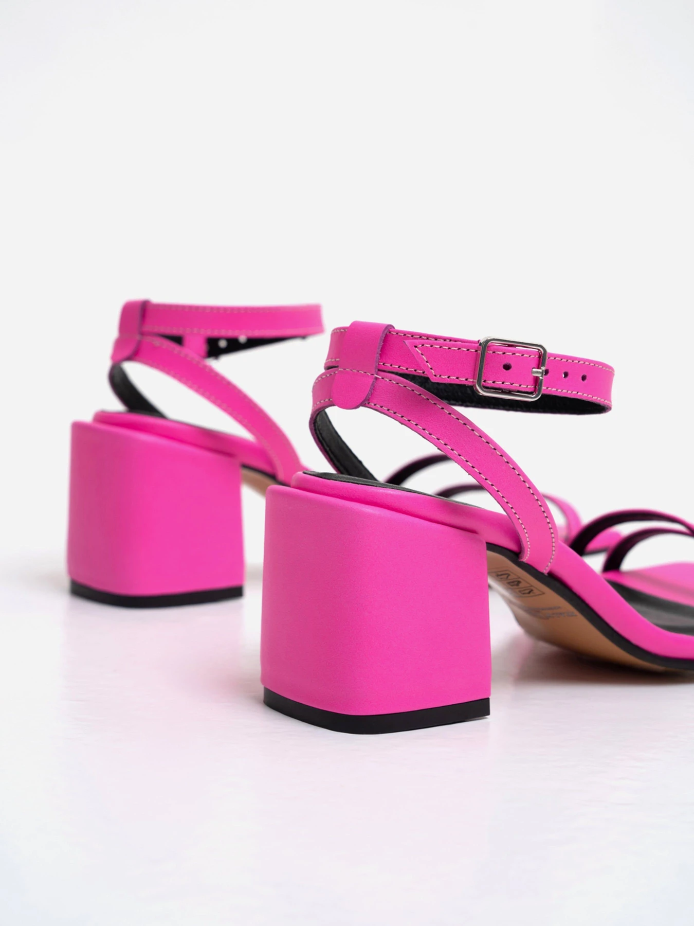 Босоніжки ISSA Plus модель OB2-259_pink Фото