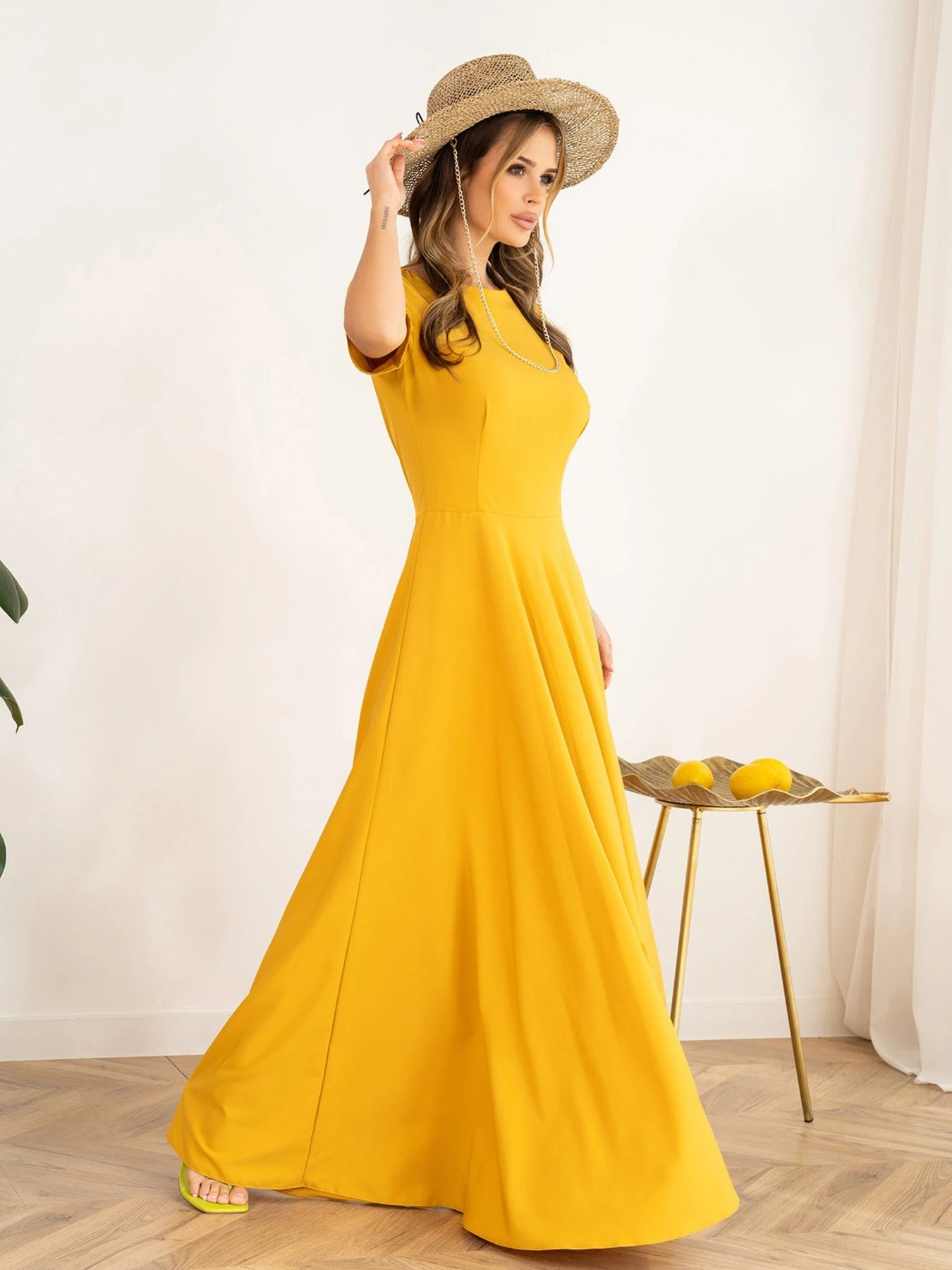 Сукні ISSA Plus модель 13995_mustard Сукні ISSA Plus модель 13995_mustard Фото