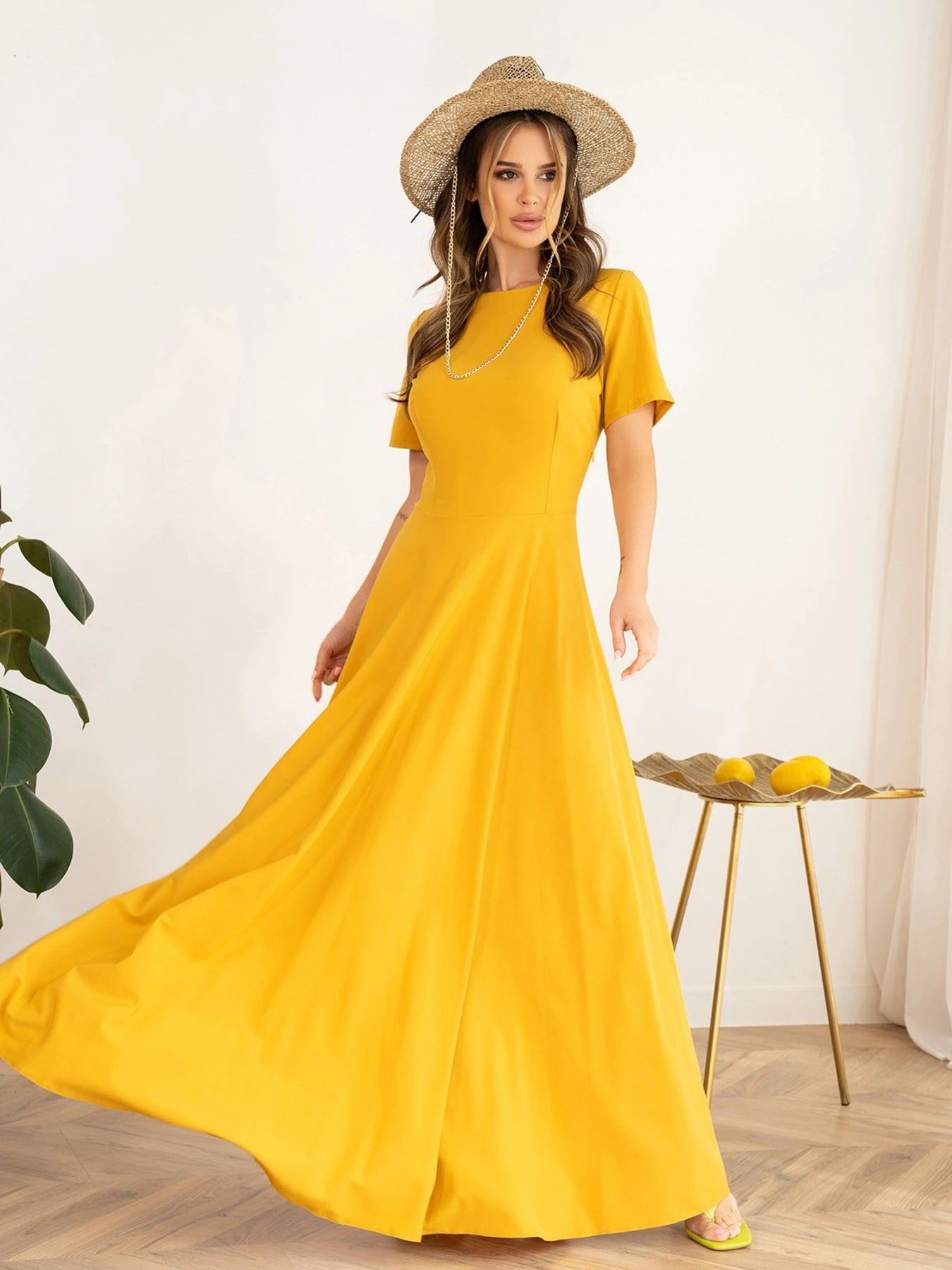 Сукні ISSA Plus модель 13995_mustard Сукні ISSA Plus модель 13995_mustard Фото
