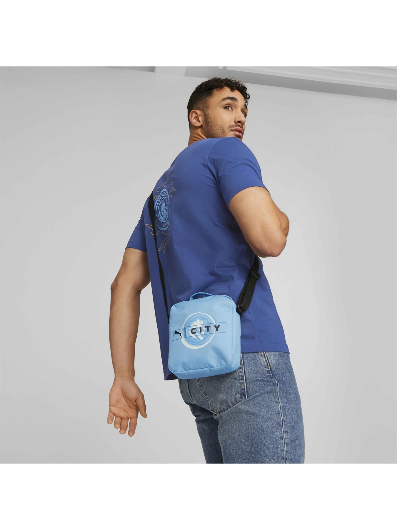 Сумки PUMA Mcfc Ftbllegacy Portable модель 079355 Сумки PUMA Mcfc Ftbllegacy Portable модель 079355 Фото