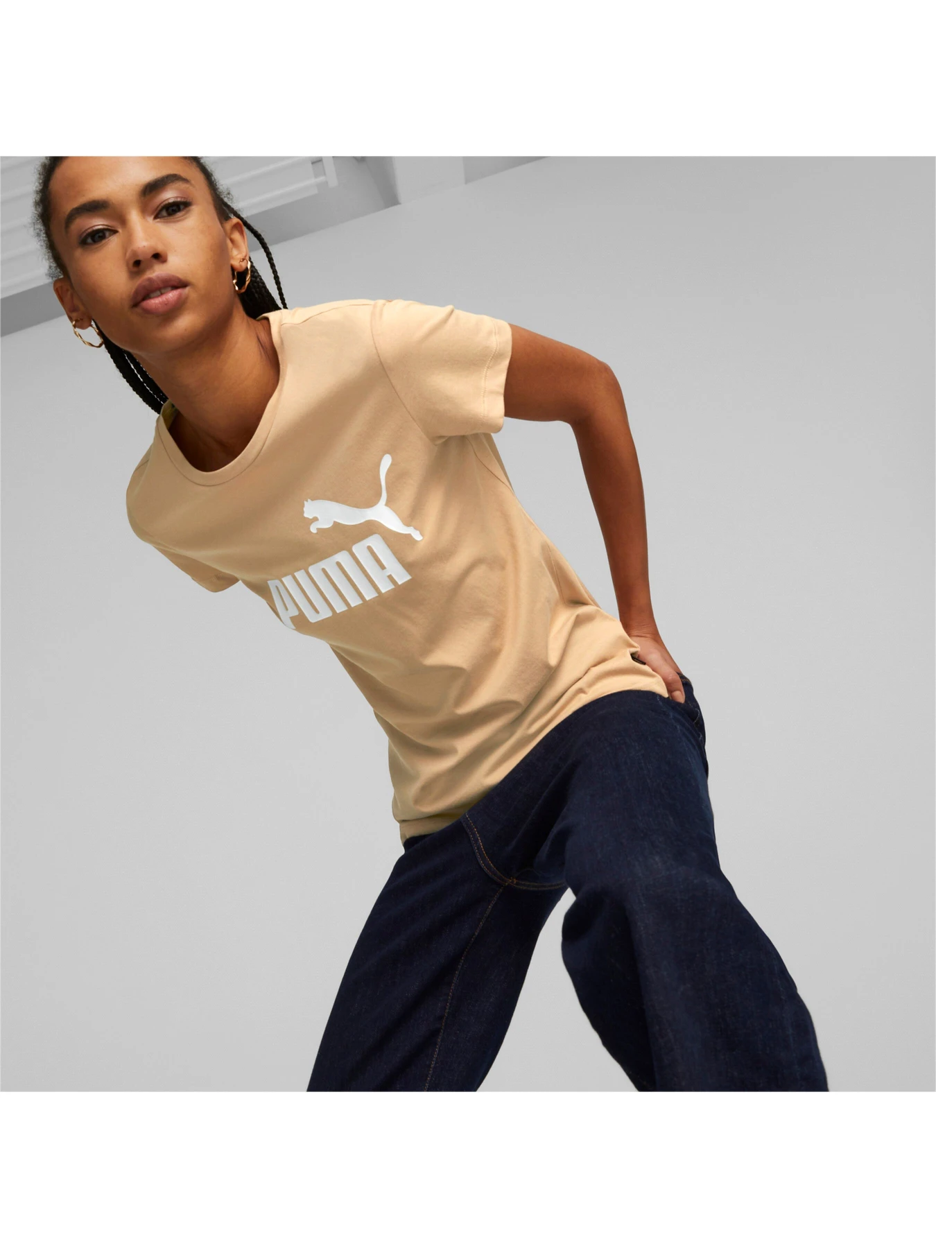 Футболки и поло PUMA ESS Logo Tee модель 586775 Фото