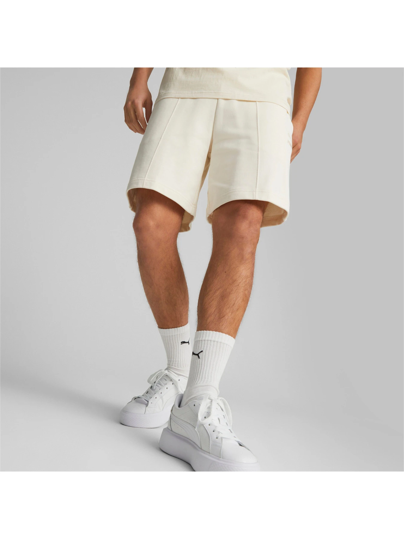 Шорти PUMA CLASSICS Pintuck Shorts 8" модель 538126 Фото