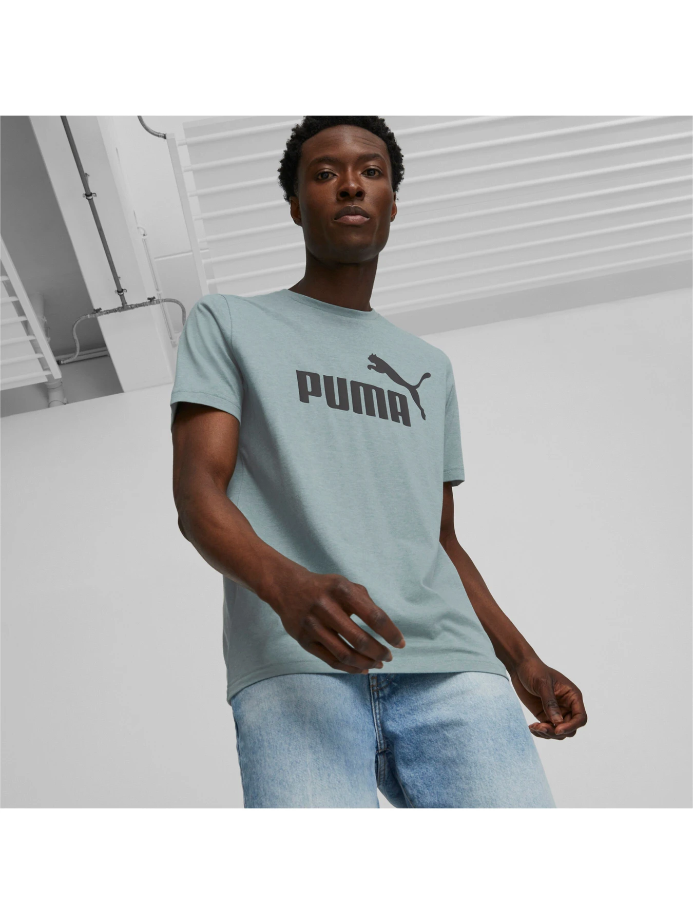 Футболки и поло PUMA ESS Heather Tee модель 586736 Фото