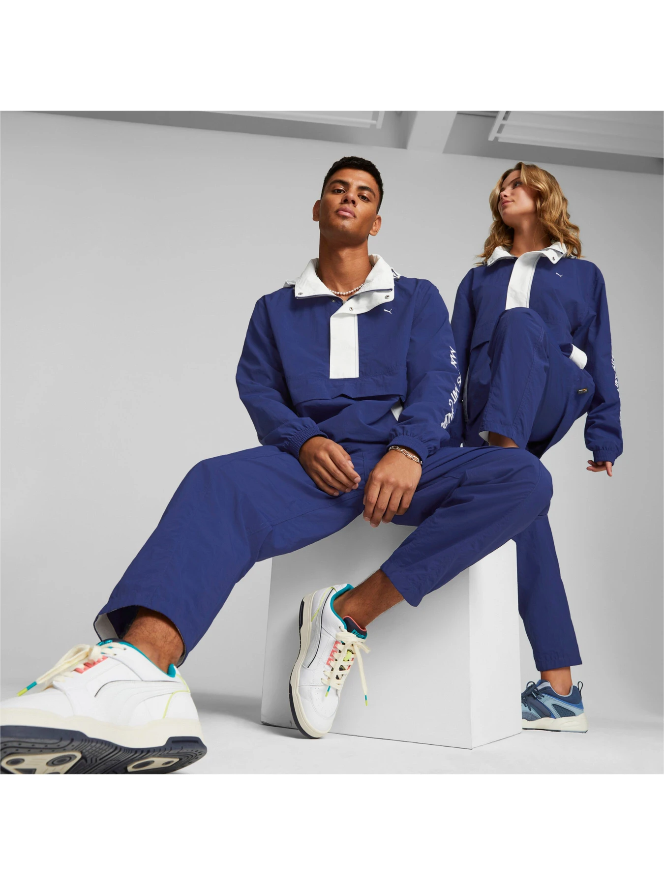 Брюки PUMA MMQ STB Lightweight Pants модель 535794 Фото