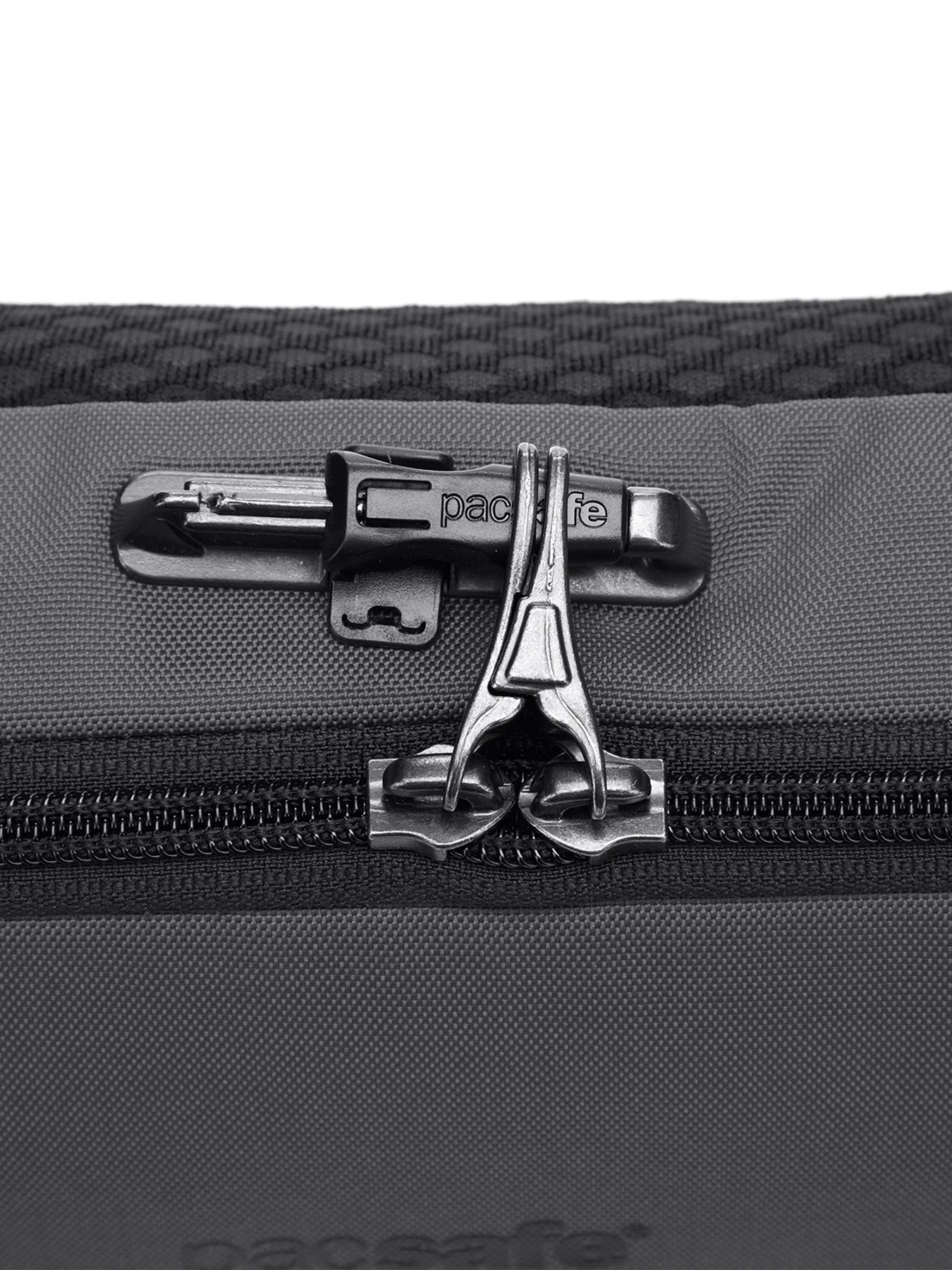 Сумки Pacsafe Metrosafe X Anti-Theft Urban Sling модель 30615144 Сумки Pacsafe Metrosafe X Anti-Theft Urban Sling модель 30615144 Фото