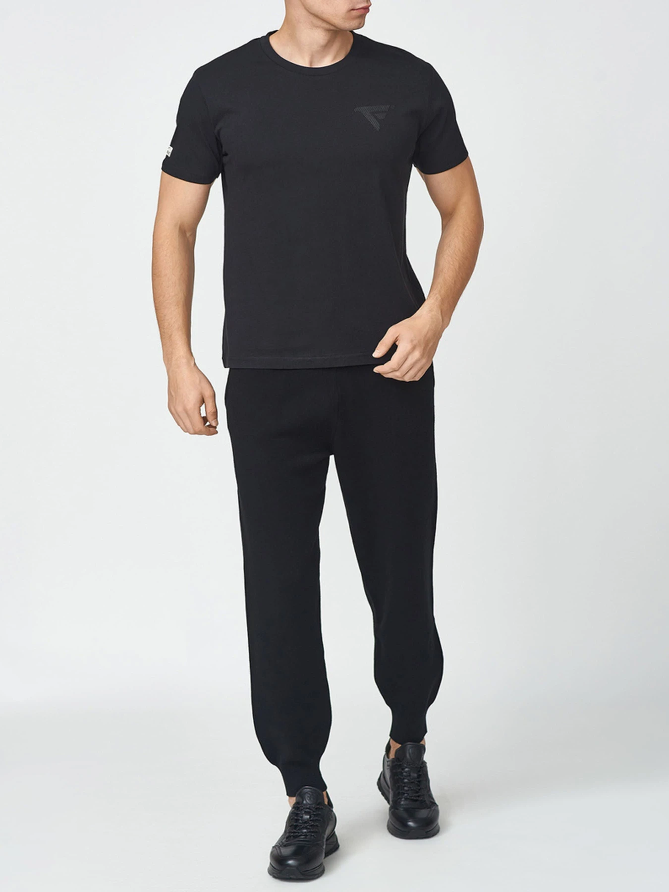 Футболки і поло Fred Mello модель FM22W02TG_BLACK Футболки і поло Fred Mello модель FM22W02TG_BLACK Фото