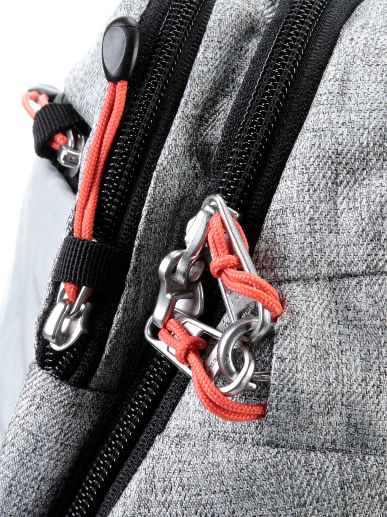 Рюкзаки Pacsafe Slingsafe LX500 модель 45330112 Рюкзаки Pacsafe Slingsafe LX500 модель 45330112 Фото