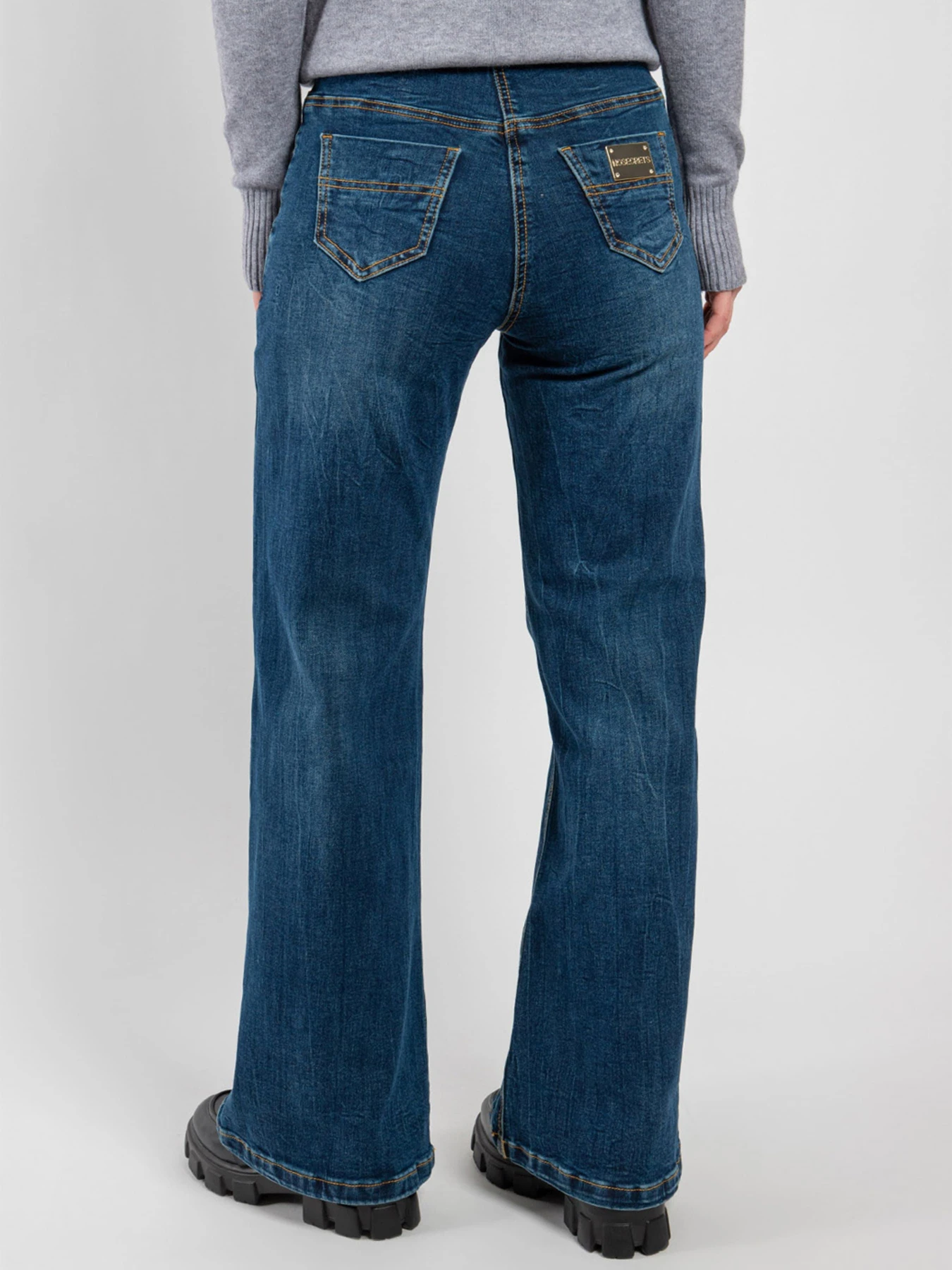 Джинси NOSECRETS модель 223NS330 Джинси NOSECRETS модель 223NS330 Фото