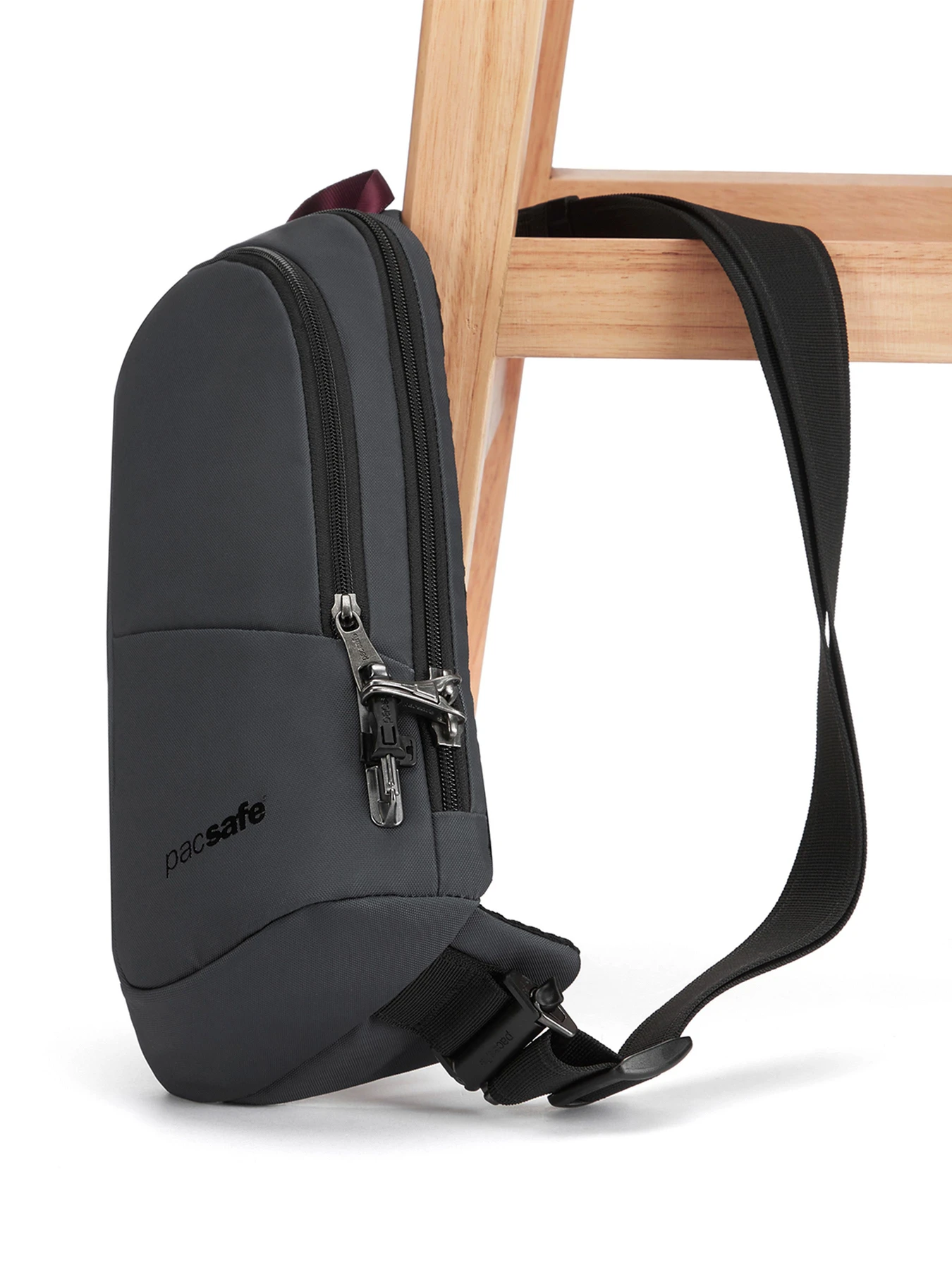 Сумки Pacsafe Vibe 150 Sling Pack модель 60161144 Сумки Pacsafe Vibe 150 Sling Pack модель 60161144 Фото
