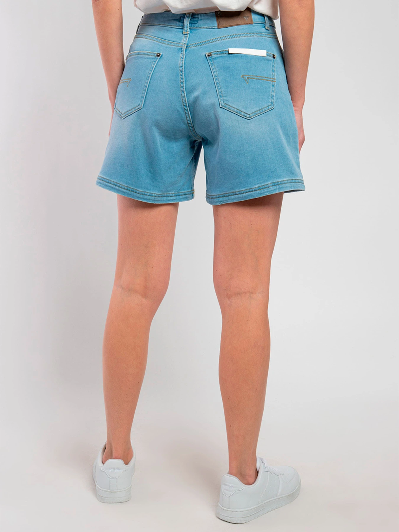 Шорты Fred Mello модель FW23S19EF_LIGHT_BLUE Фото
