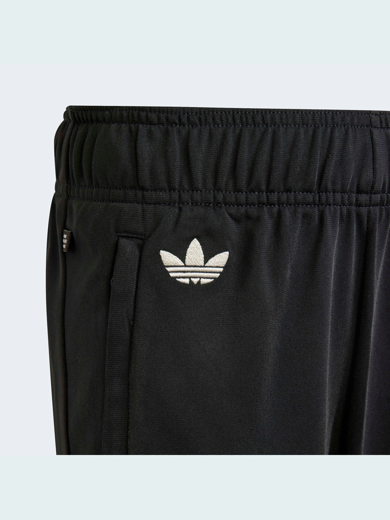 Штани Adidas Adicolor модель HK9695 Штани Adidas Adicolor модель HK9695 Фото