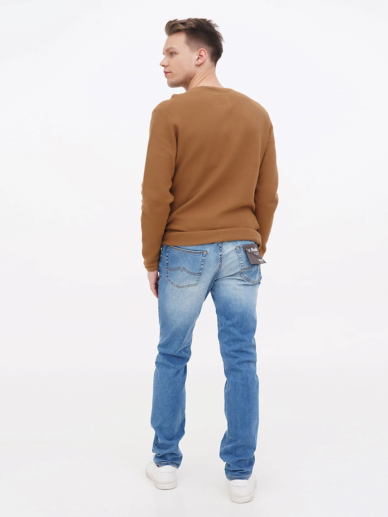 Джинсы Mustang Jeans Oregon Slim K модель 5005229 Джинсы Mustang Jeans Oregon Slim K модель 5005229 Фото
