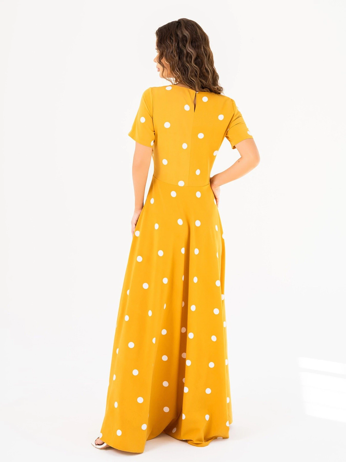 Сукні ISSA Plus модель 14009_mustard Сукні ISSA Plus модель 14009_mustard Фото