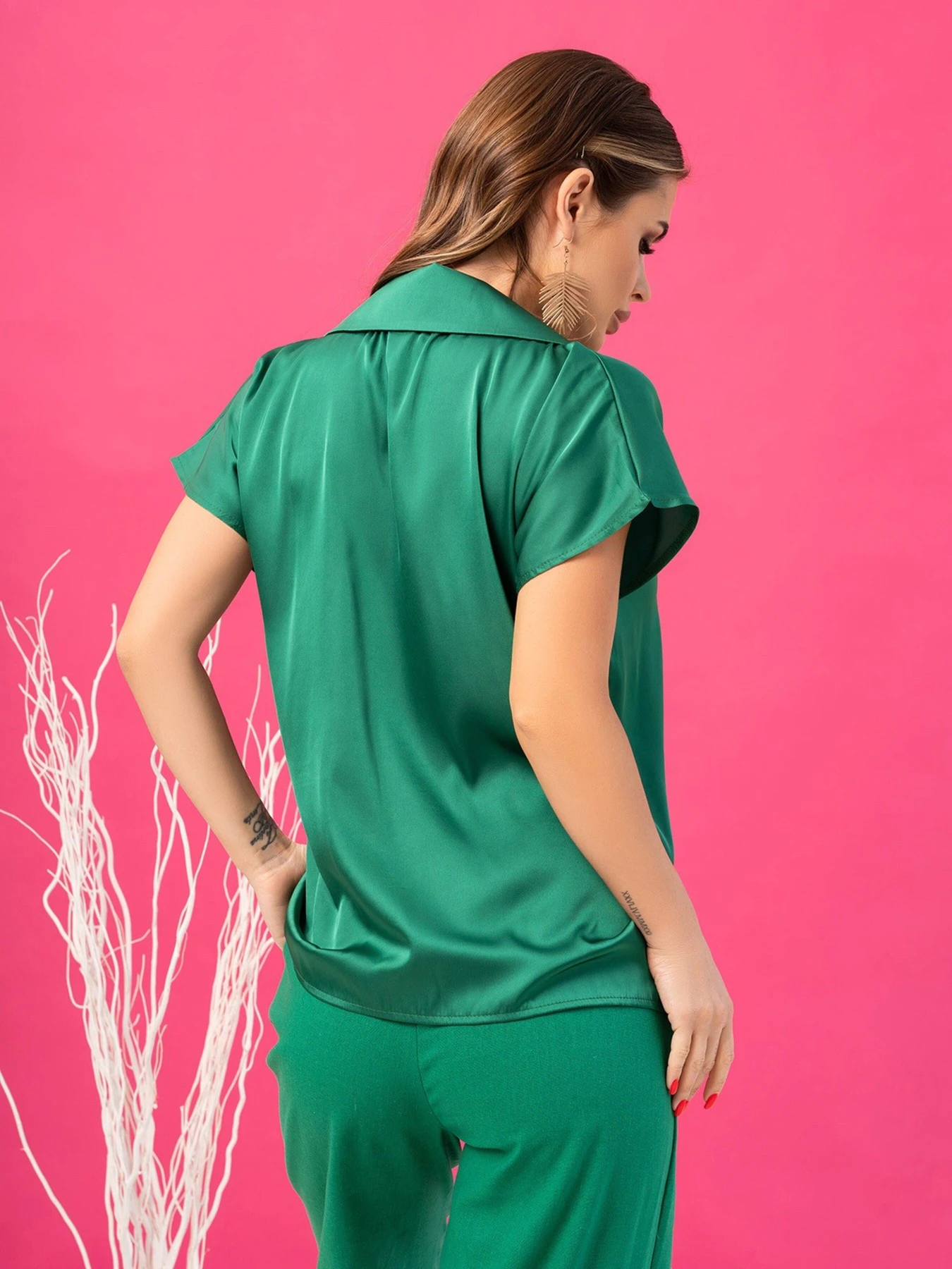 Сорочки ISSA Plus модель 14066_green Сорочки ISSA Plus модель 14066_green Фото