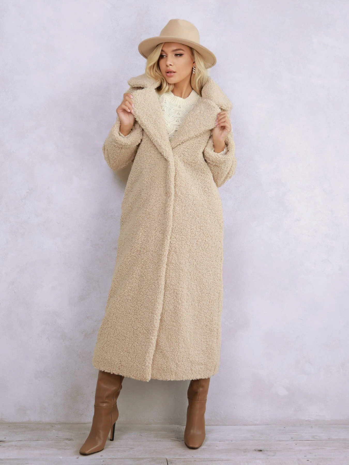 Куртки та дублянки ISSA Plus модель 12287_beige Куртки та дублянки ISSA Plus модель 12287_beige Фото