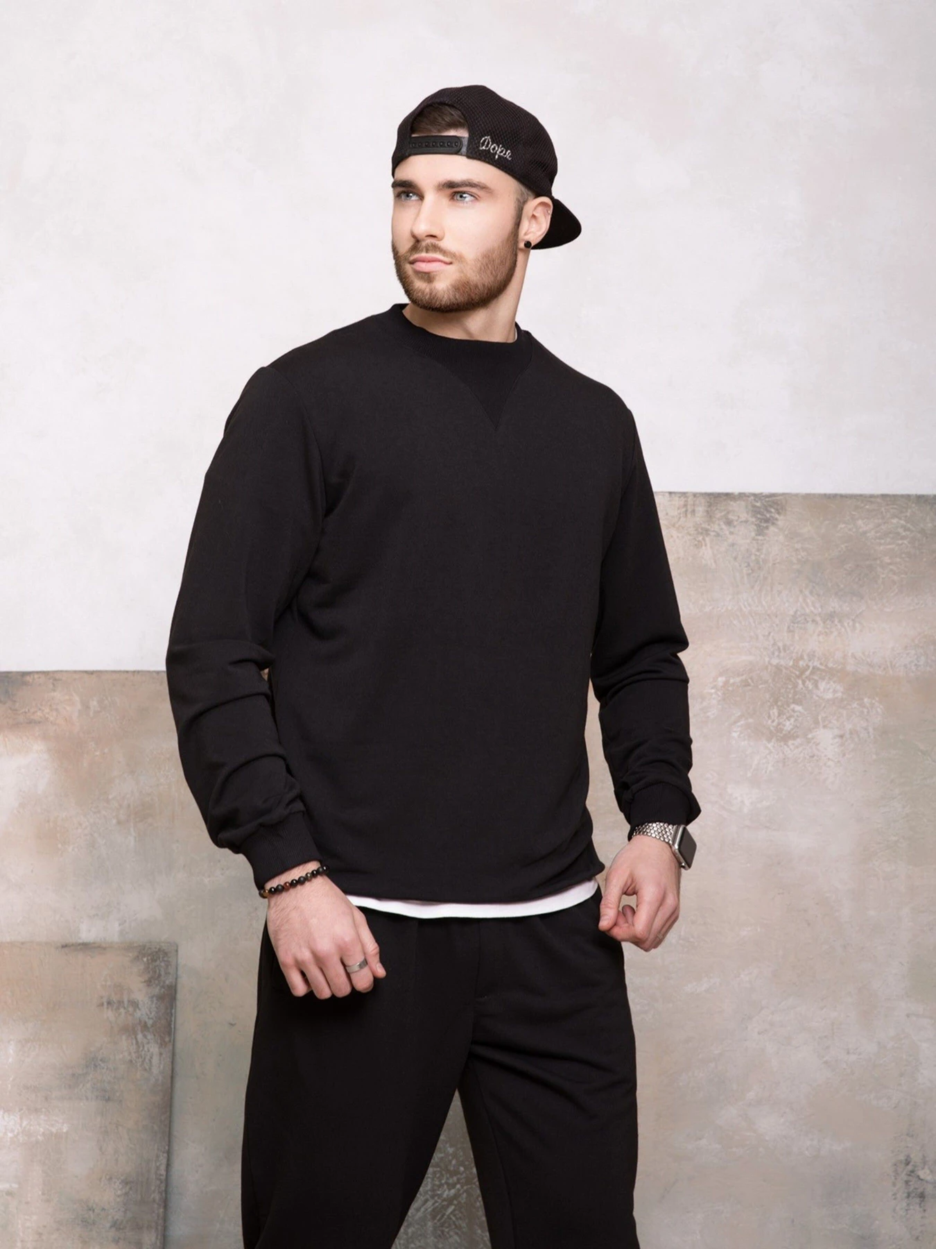 Худи и свитшоты ISSA Plus модель GN-419_black Худи и свитшоты ISSA Plus модель GN-419_black Фото