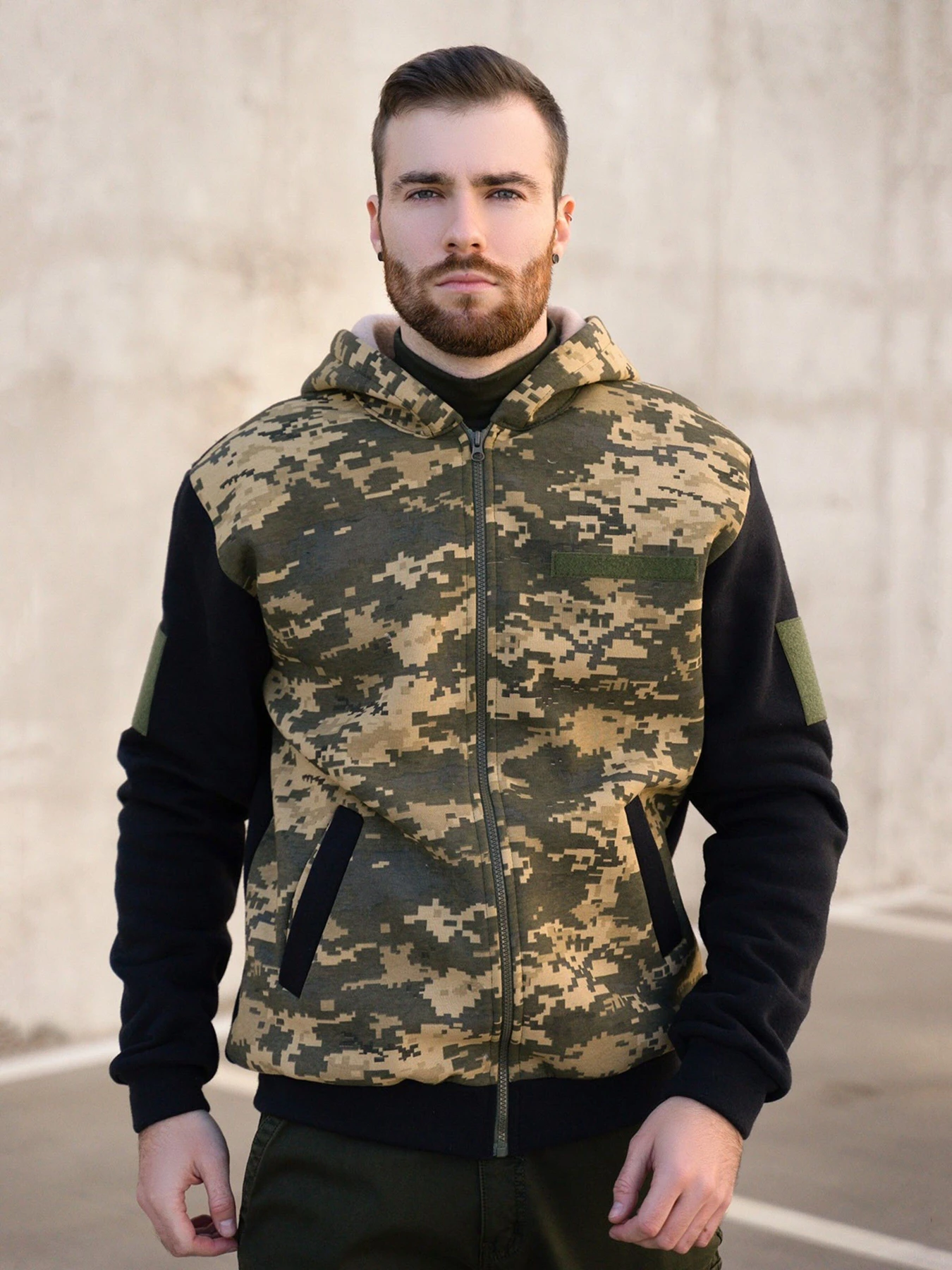 Худі та світшоти ISSA Plus модель GN-489_black Худі та світшоти ISSA Plus модель GN-489_black Фото