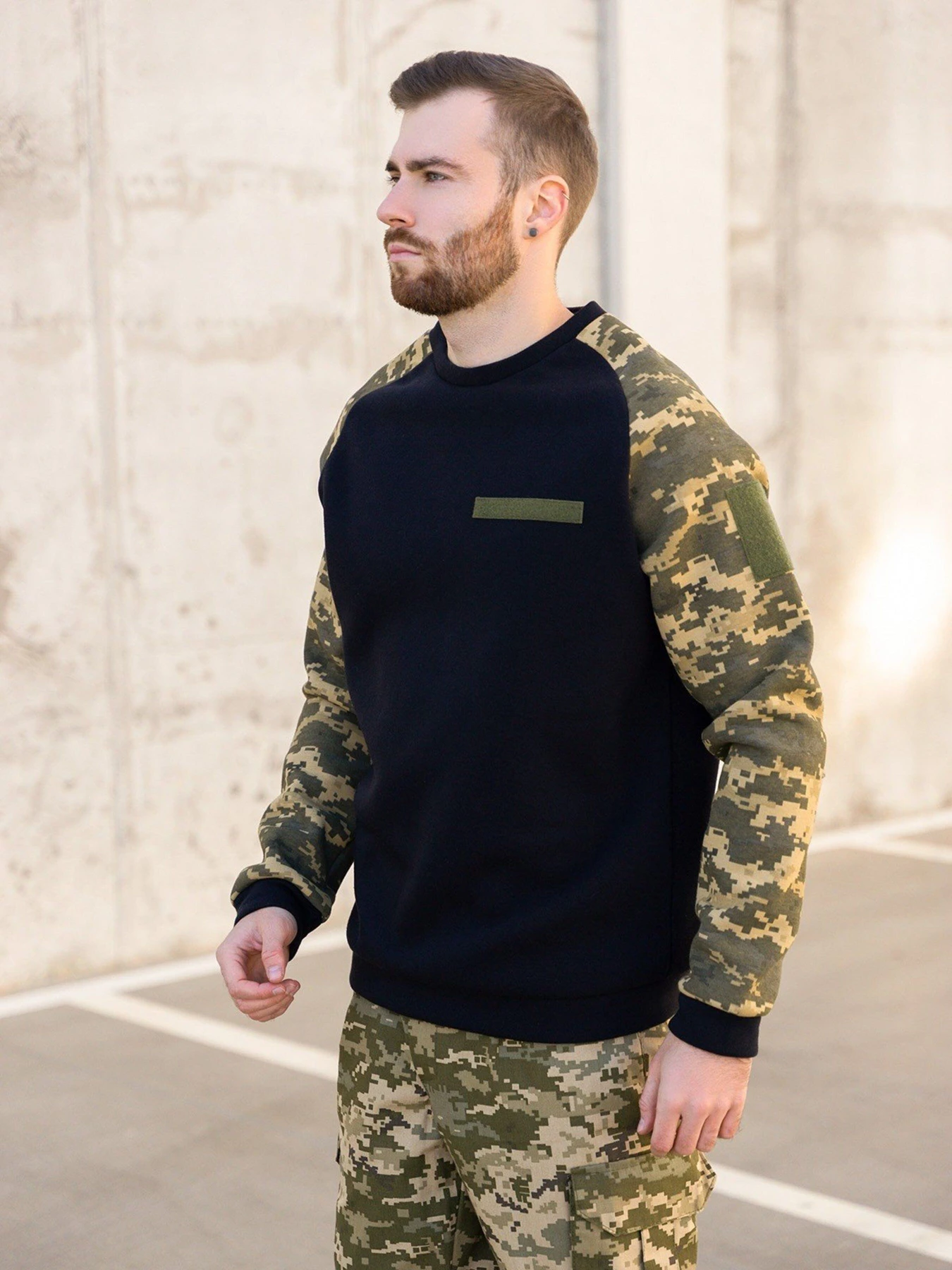 Худі та світшоти ISSA Plus модель GN-490_black Худі та світшоти ISSA Plus модель GN-490_black Фото