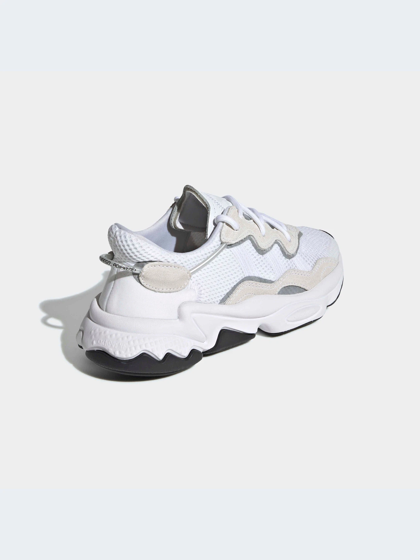 Кроссовки Adidas Ozweego модель EE7773 Кроссовки Adidas Ozweego модель EE7773 Фото