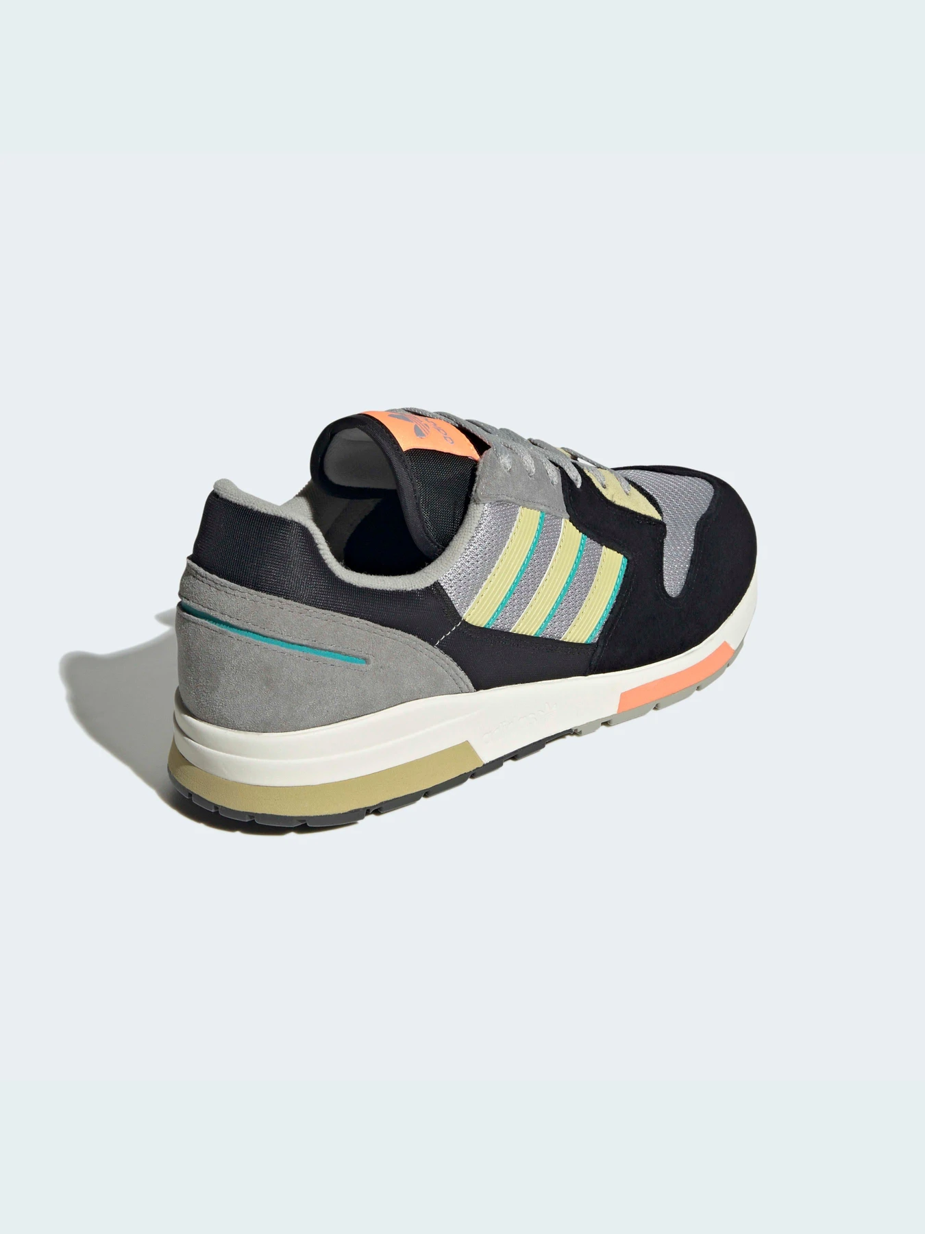 Кроссовки Adidas ZX модель GY2006 Кроссовки Adidas ZX модель GY2006 Фото