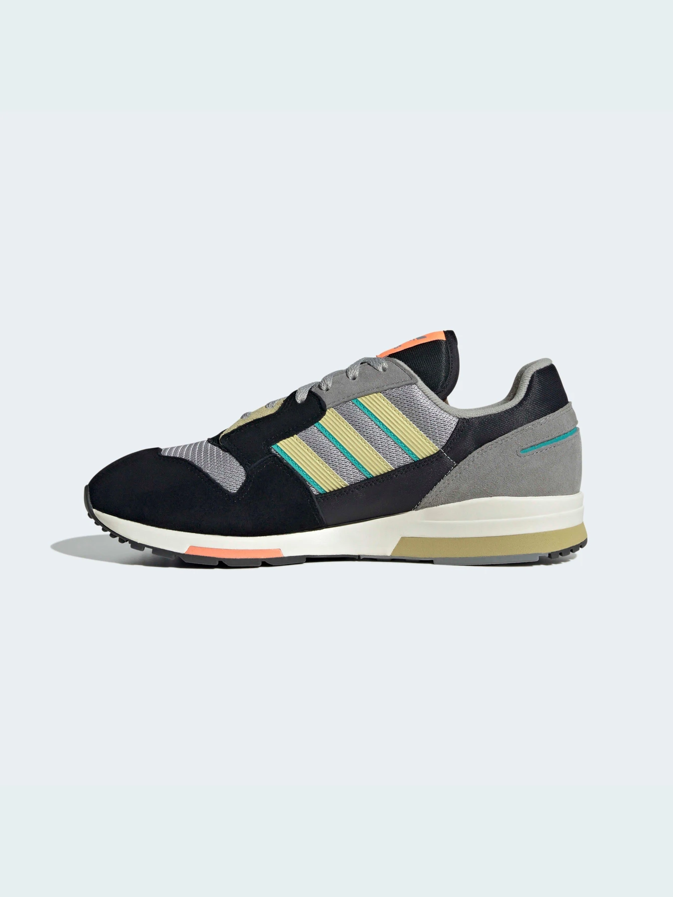 Кроссовки Adidas ZX модель GY2006 Кроссовки Adidas ZX модель GY2006 Фото