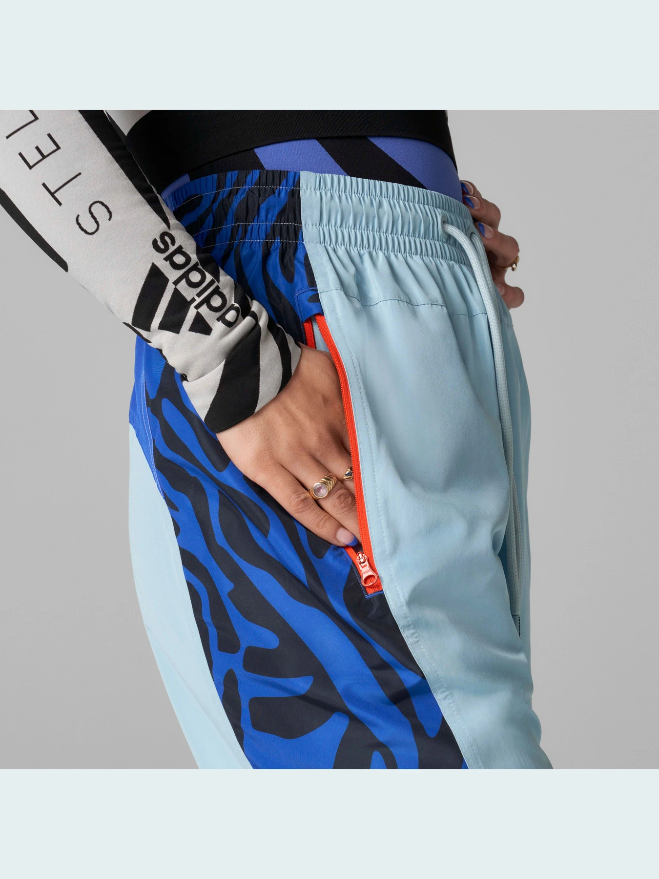 Штани Adidas модель HA8969 Штани Adidas модель HA8969 Фото